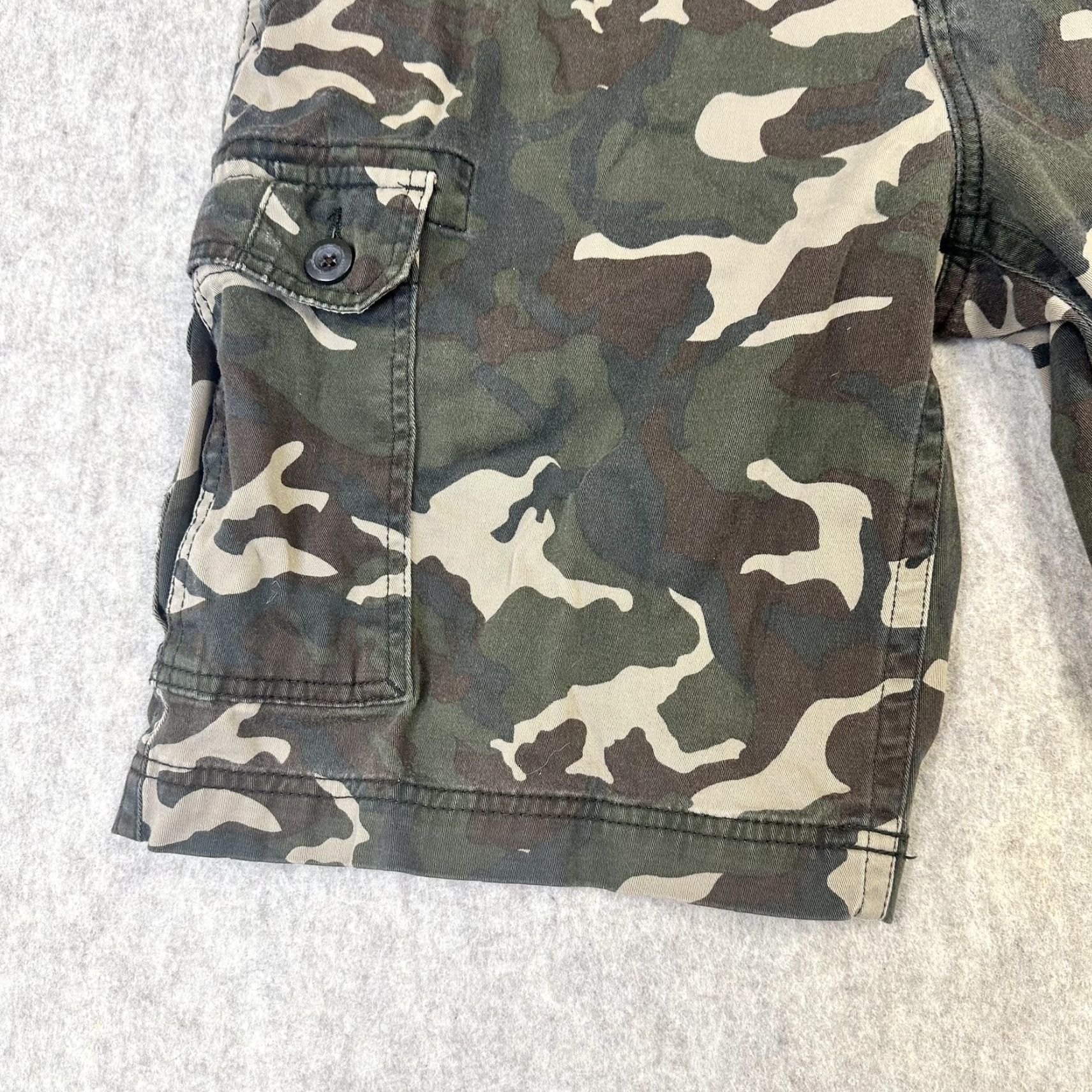 Vintage St. John's Bay Mens Cargo Shorts Camo 34 Comfort Stretch Spandex Outdoor Hiking Size US 34 / EU 50 - 4 Thumbnail