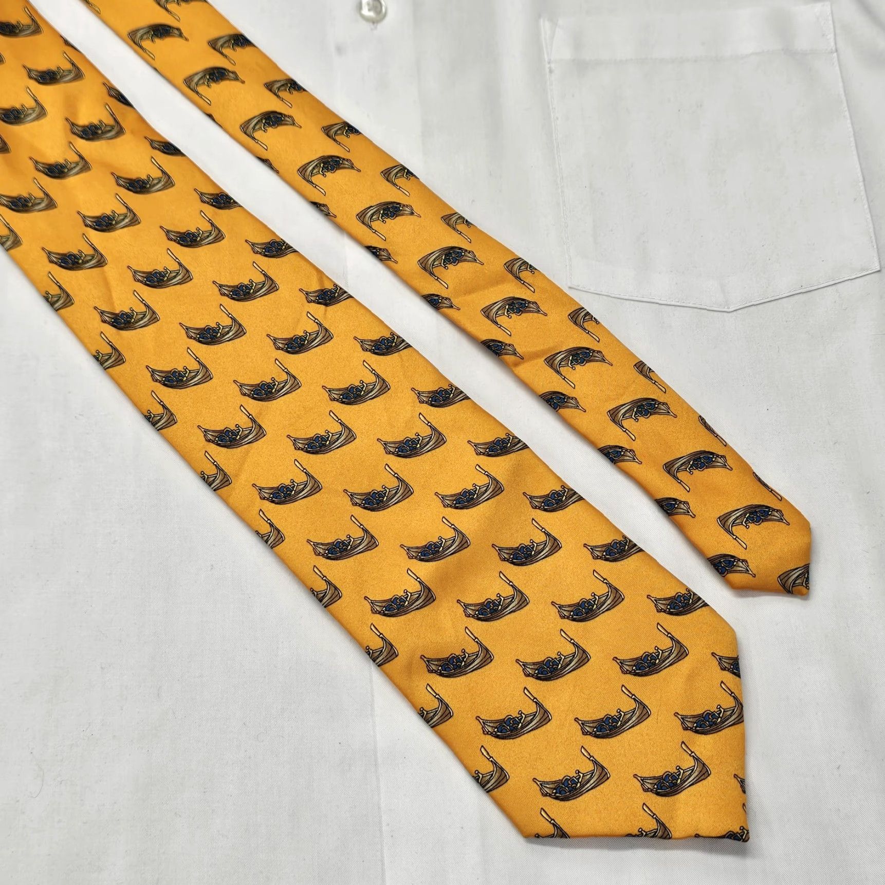 Vintage VINTAGE Cucita A Mano Men's Silk Tie Necktie Italy Orange Gondola Boat Classic Venetian Tie Beige? Size ONE SIZE - 4 Thumbnail