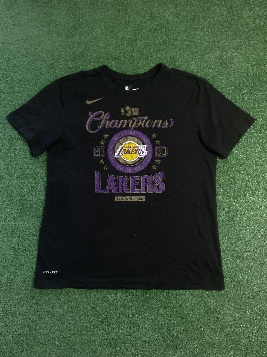 NBA Lakers tshirt nike tee Jersey Size US M / EU 48-50 / 2 - 1 Thumbnail