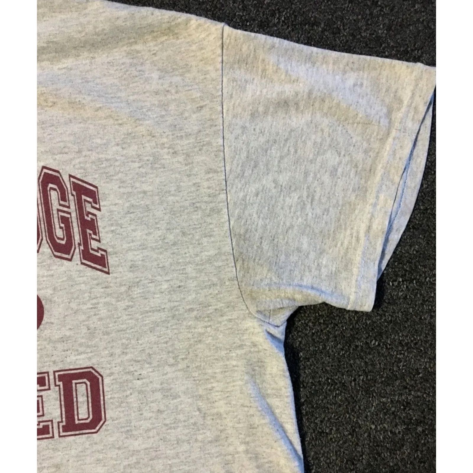 Vintage VINTAGE Physical Education Shirt S Gray 90s Shadow Ridge School Distressed T-Shirt Mens Size US S / EU 44-46 / 1 - 7 Thumbnail