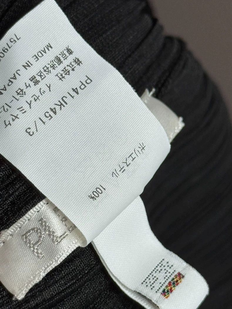 Issey Miyake Issey Miyake size:3 Black sleeveless pleated top Size S / US 4 / IT 40 - 4 Thumbnail