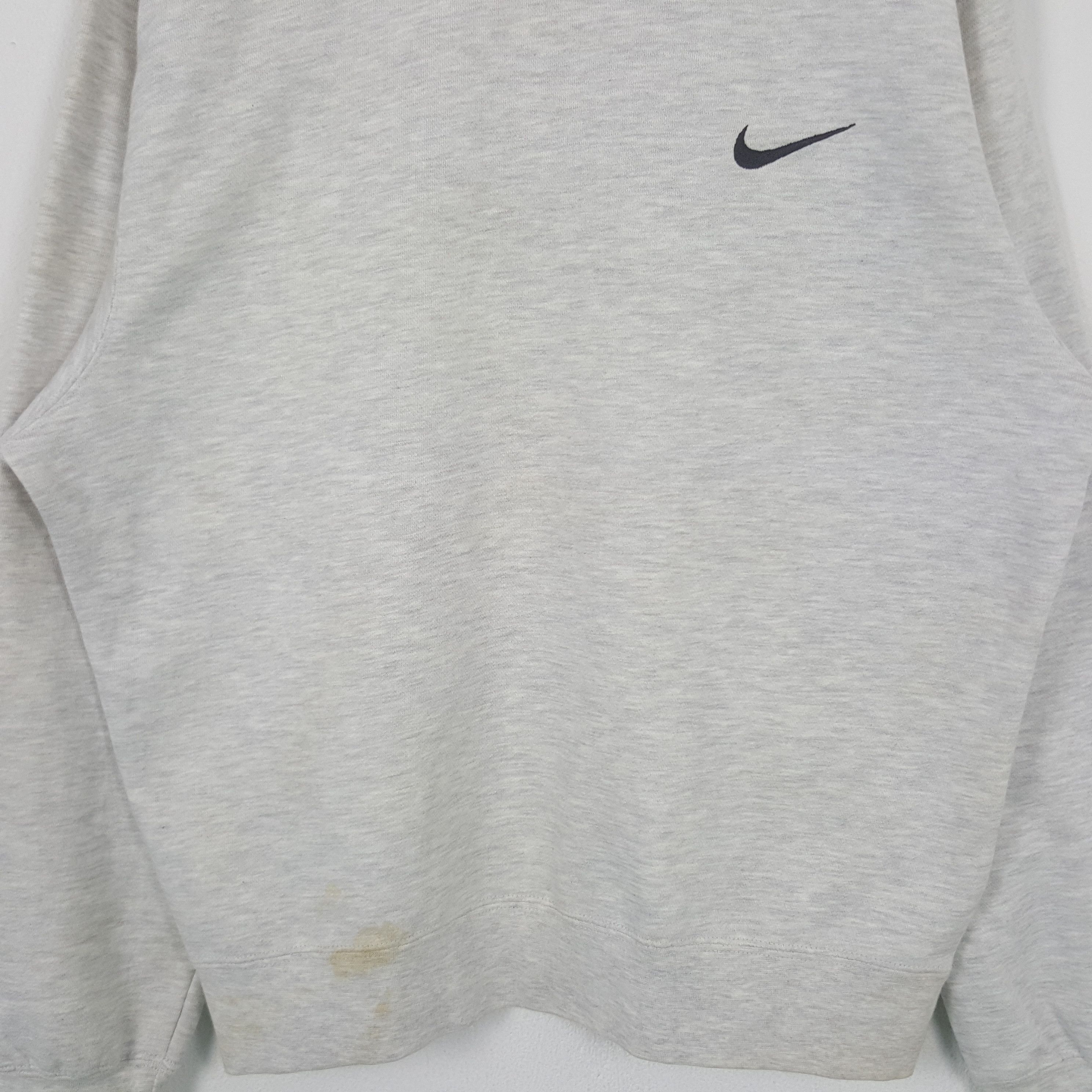 Nike Vintage Nike Small Swoosh Outdoor Sweatshirt RR6 Size US L / EU 52-54 / 3 - 2 Thumbnail
