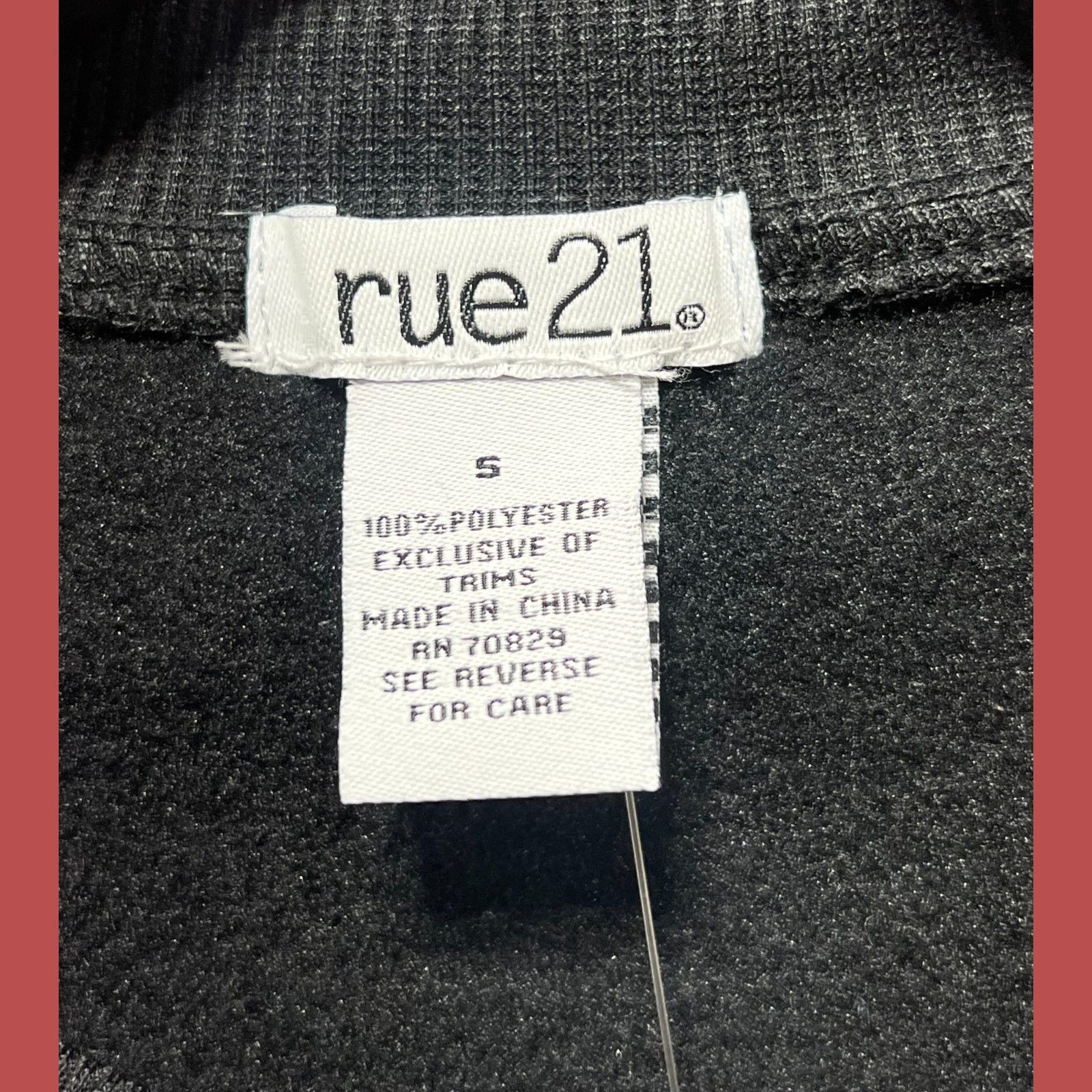 rue21 Rue 21 - Women's Long Sleeve Casual Sweater - Small - Black Size S / US 4 / IT 40 - 8 Thumbnail