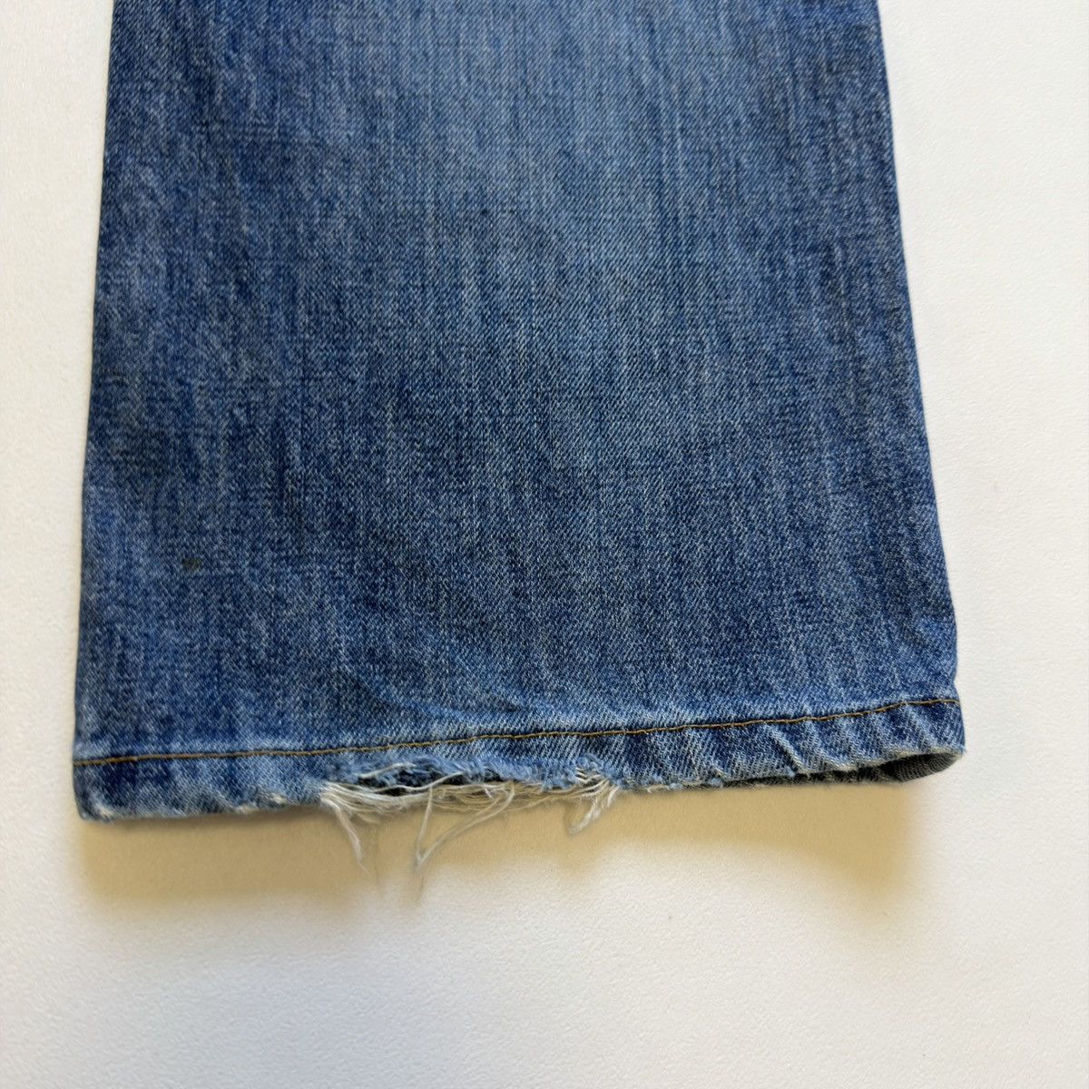 Helmut Lang OG ‘Thrashed Whiskered’ Blue Denim Jeans Size US 34 / EU 50 - 18 Thumbnail