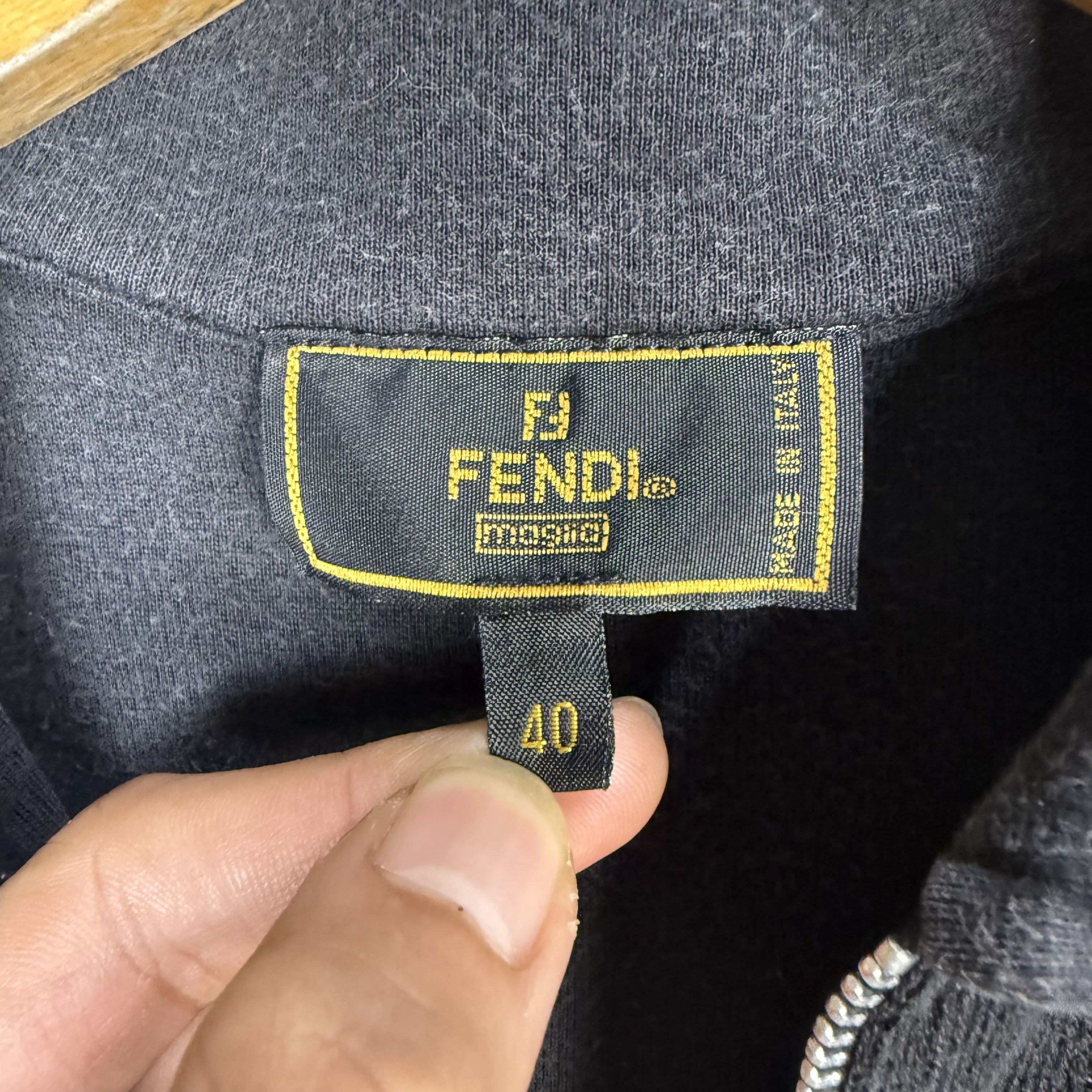 Fendi Vintage Fendi Knit Polo Size S / US 4 / IT 40 - 5 Thumbnail