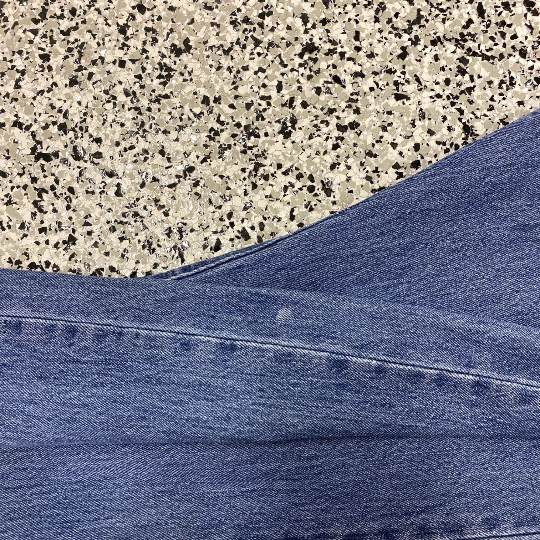 Levi's VINTAGE Levi's 501 Jeans Men Original Fit 29x29 Dark Stonewash Cotton Button Fly Straight 501 XX USA 100% Cotton Denim Size US 29 - 6 Thumbnail