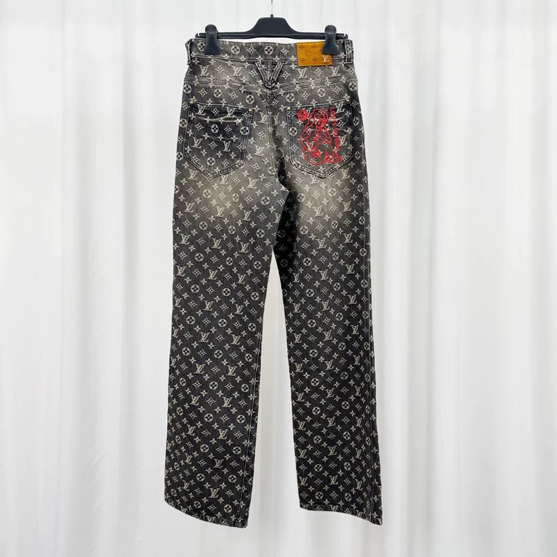 Louis Vuitton Louis Vuitton Red thread embroidered presbyopic full-print Size US 28 / EU 44 - 2 Thumbnail