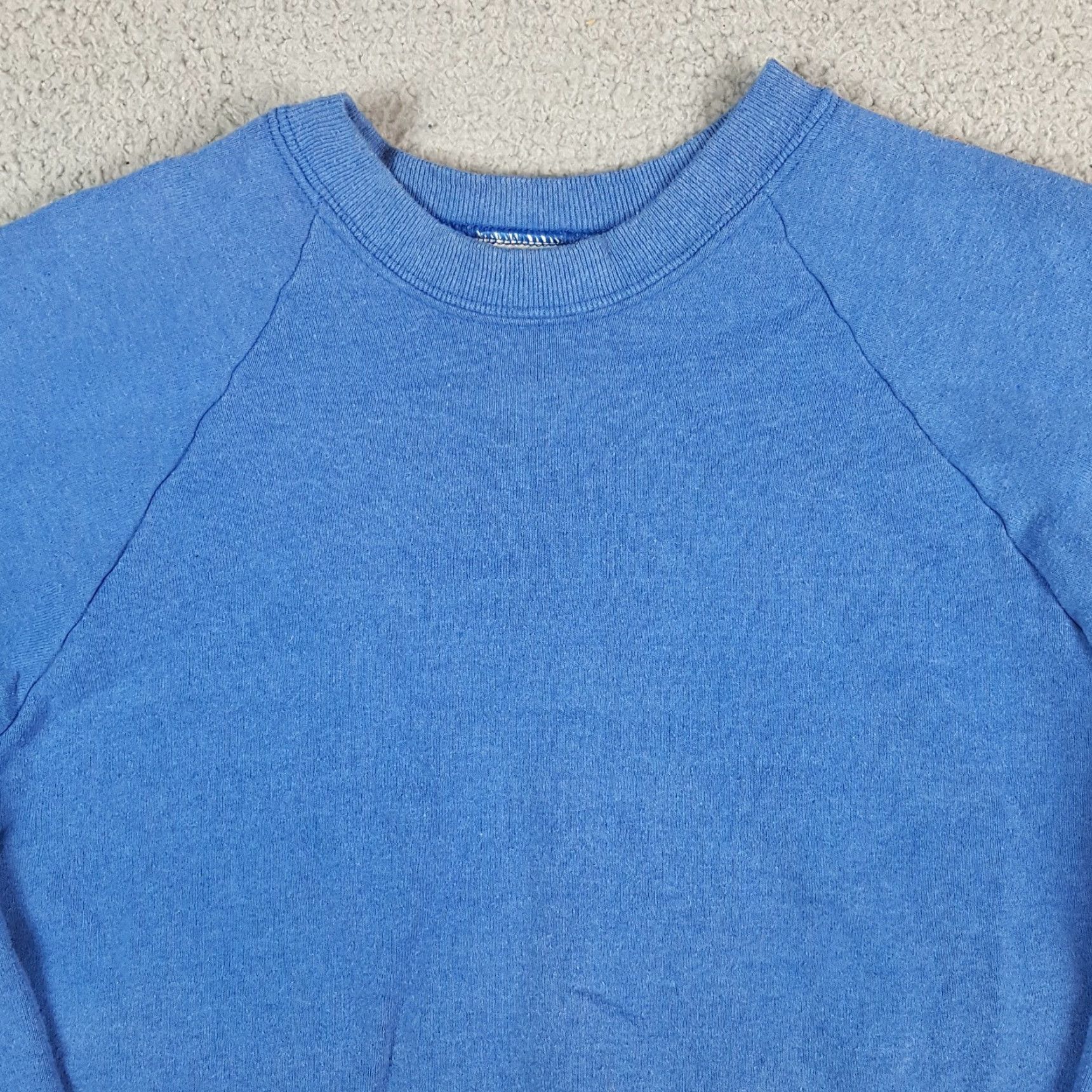 Fruit Of The Loom VINTAGE Fruit of the Loom Sweatshirt Raglan Sleeve Size L Blue Crewneck 90s Skater Pullover Size US L / EU 52-54 / 3 - 2 Thumbnail