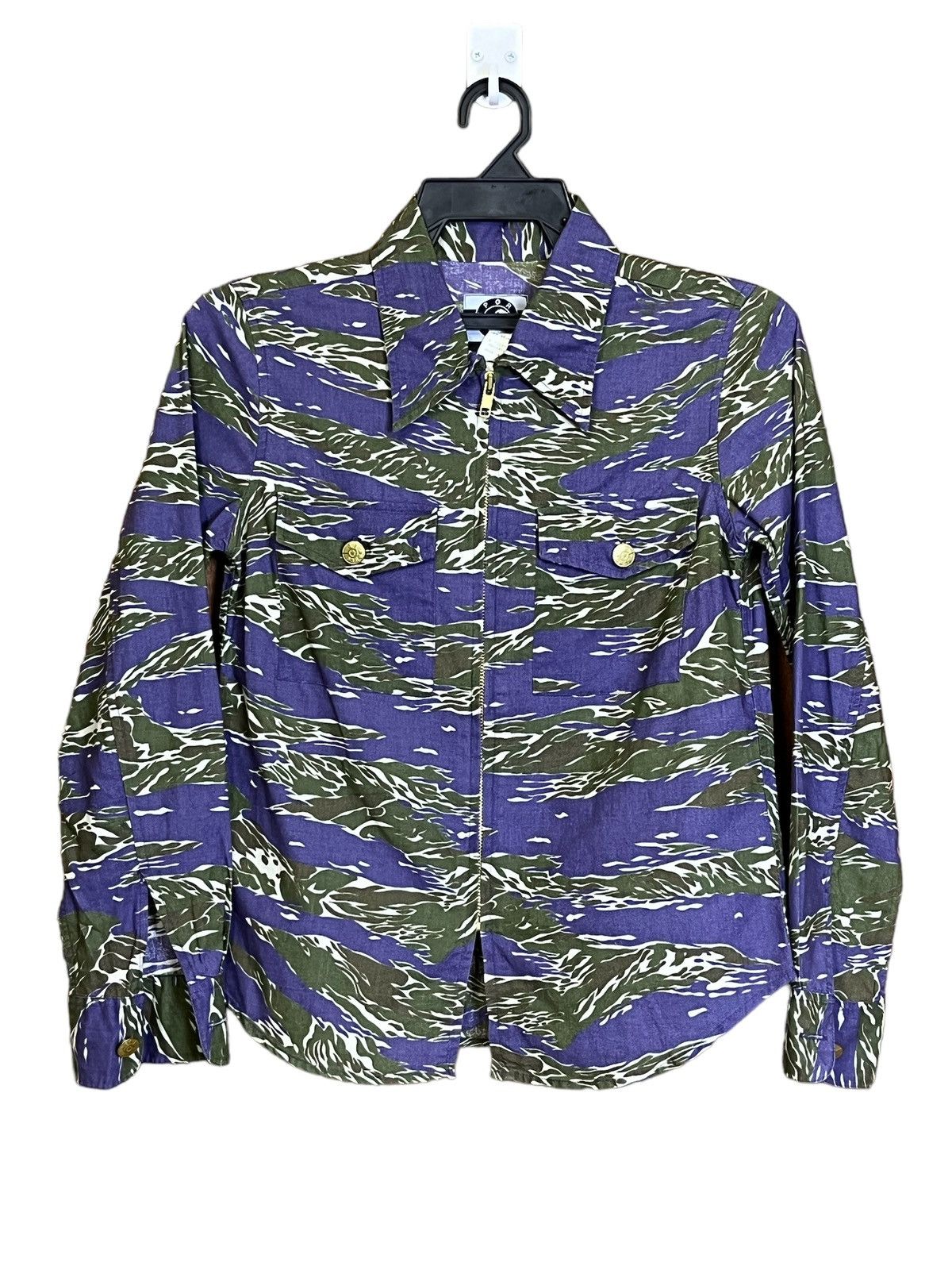 agnes b. AGNES B. SPORT CAMO TIGER STRIPED ZIPPER L/S SHIRT Size XS / US 0-2 / IT 36-38 - 1 Thumbnail