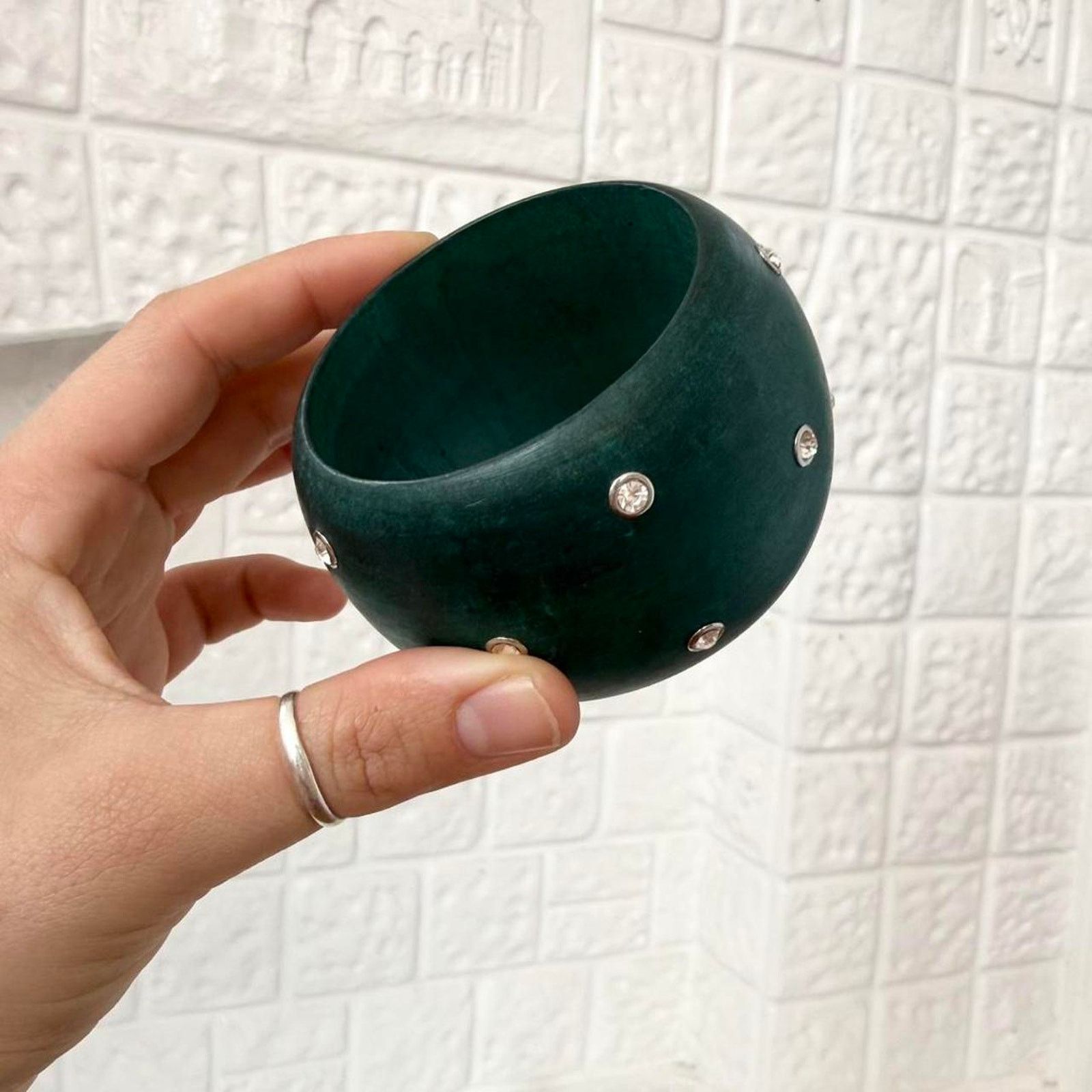 Vintage teal studded wooden bangle ✧ Size ONE SIZE - 2 Thumbnail