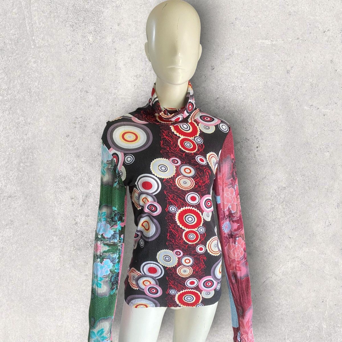 Gucci Gucci Psychedelic Print Turtle Neck L/S Size S / US 4 / IT 40 - 1 Thumbnail