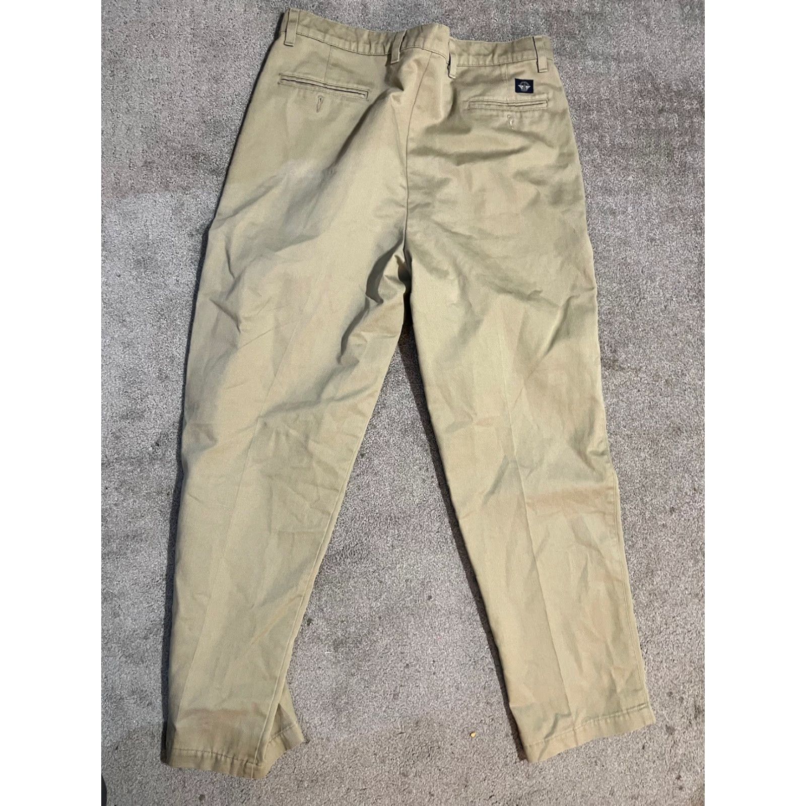 Dockers DOCKERS Classic Fit Pleated Dress Pants 36x32 Beige Vtg Solid Distressed Size US 36 / EU 52 - 2 Thumbnail