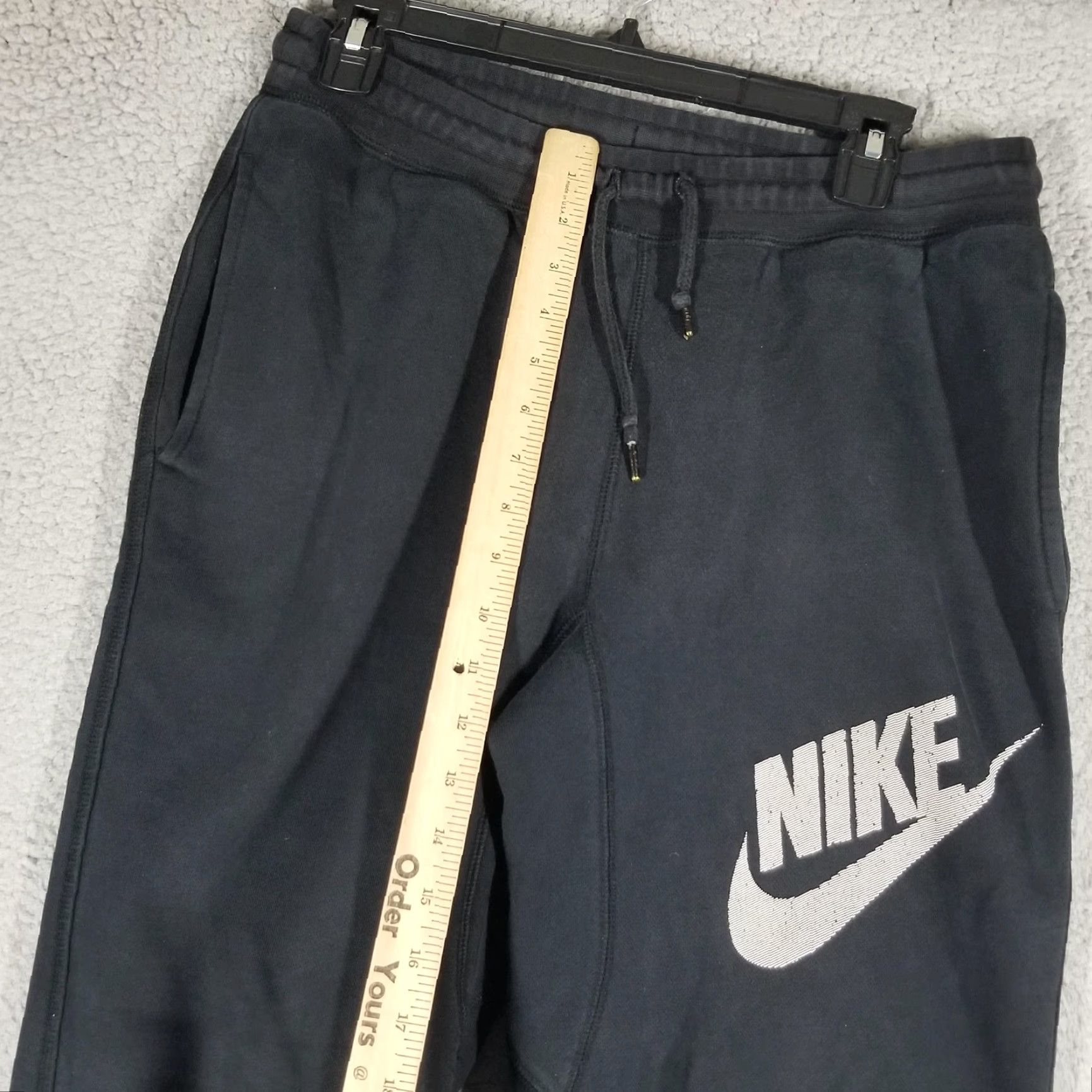 Nike Nike Sweatpants Mens Medium Joggers Fleece Athletic Pants 744842-010 Black Size US 31 - 6 Thumbnail