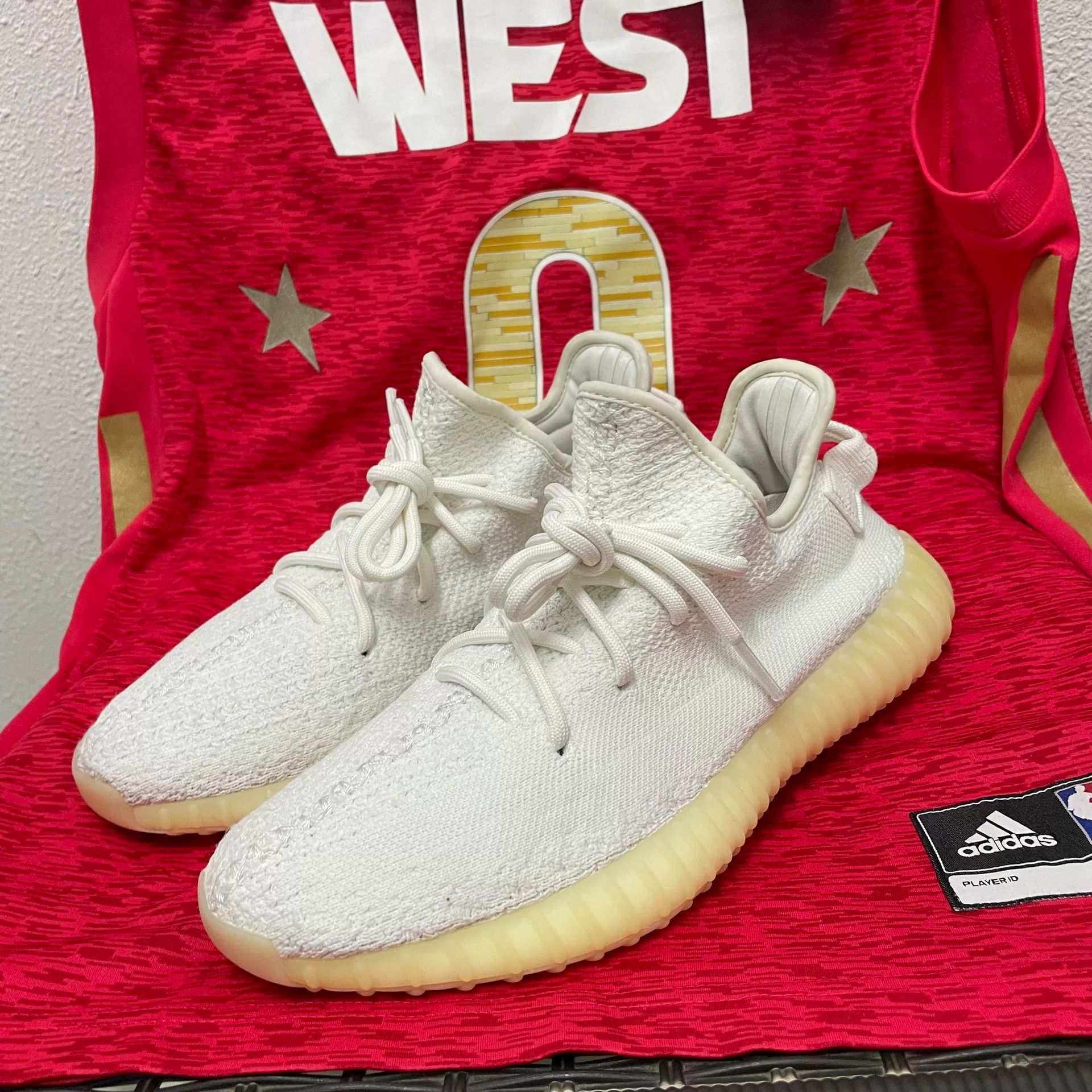 Adidas Adidas YEEZY White Lowtop Sneakers 8 Men Size US 8 / EU 41 - 1 Thumbnail