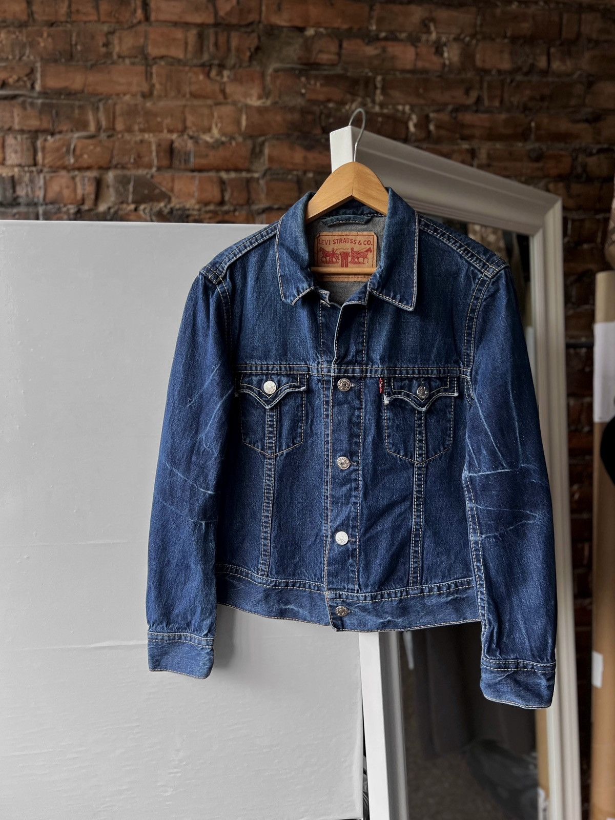 Levi s Levi s Women s Blue Long Sleeve Denim Jacket Pockets Logo Grailed