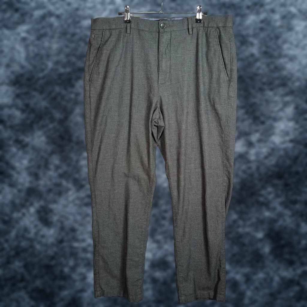Banana Republic Banana Republic Pants Mens 38 x 32 Gray 100% Cotton Straight Leg Dress Pants Solid Style Mens Size US 38 / EU 54 - 1 Thumbnail