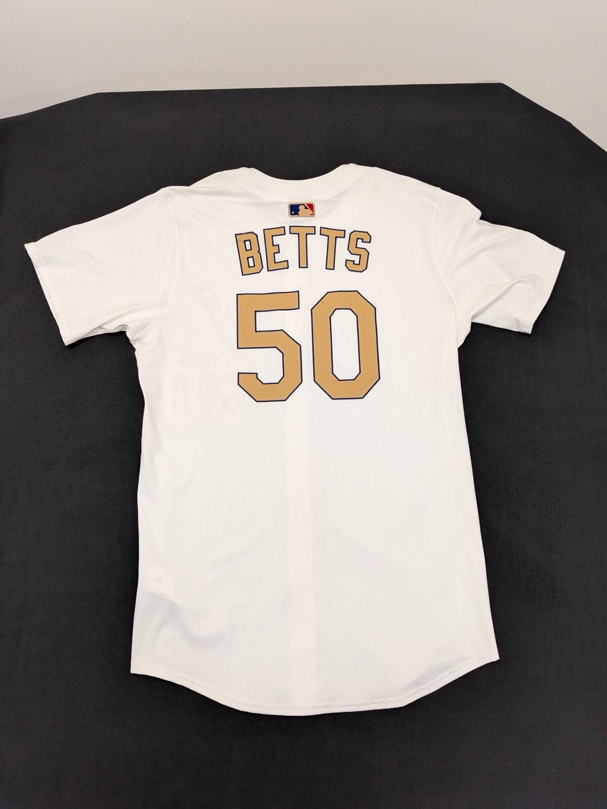 Nike Nike Mookie Betts Los Angeles Dodgers Gold Collection Jersey Size ONE SIZE - 12 Thumbnail