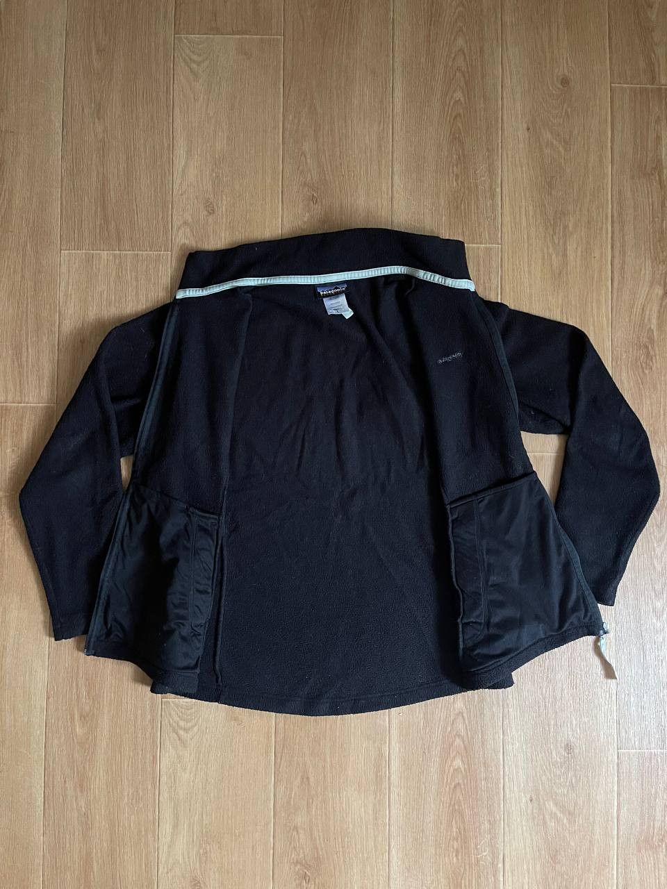 Patagonia Vintage Womens Patagonia Fleece Zip Up Jacket Sz L Size L / US 10 / IT 46 - 10 Thumbnail