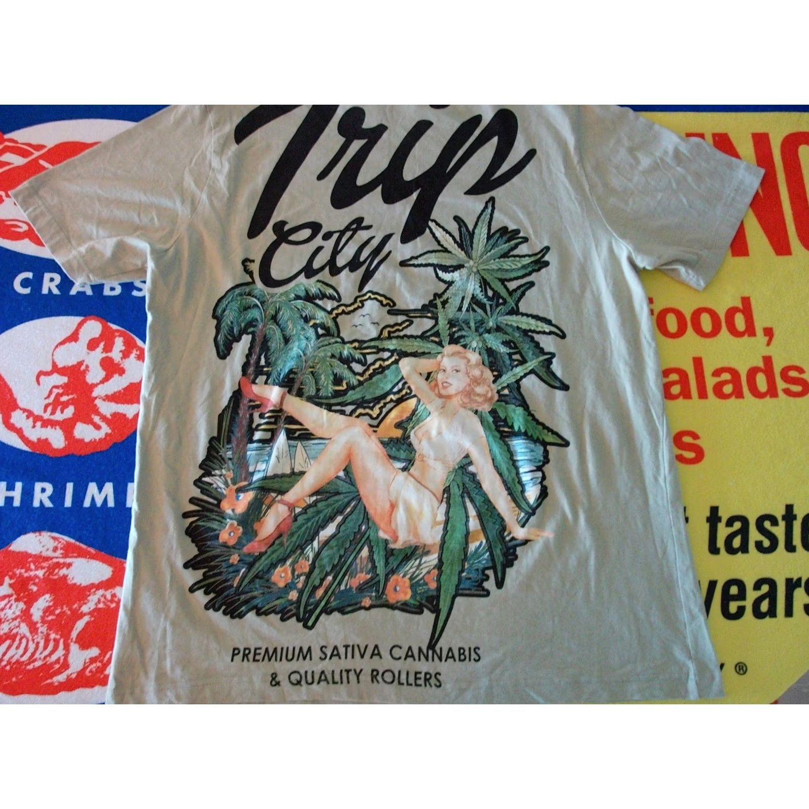 Vintage Trip City Rollers Premium Sativa Cannabis Graphic T Shirt Mens 2XL Gray Cotton/Polyester Beach Nature Outdoor Tropical 2XL Mens Size US XXL / EU 58 / 5 - 2 Thumbnail