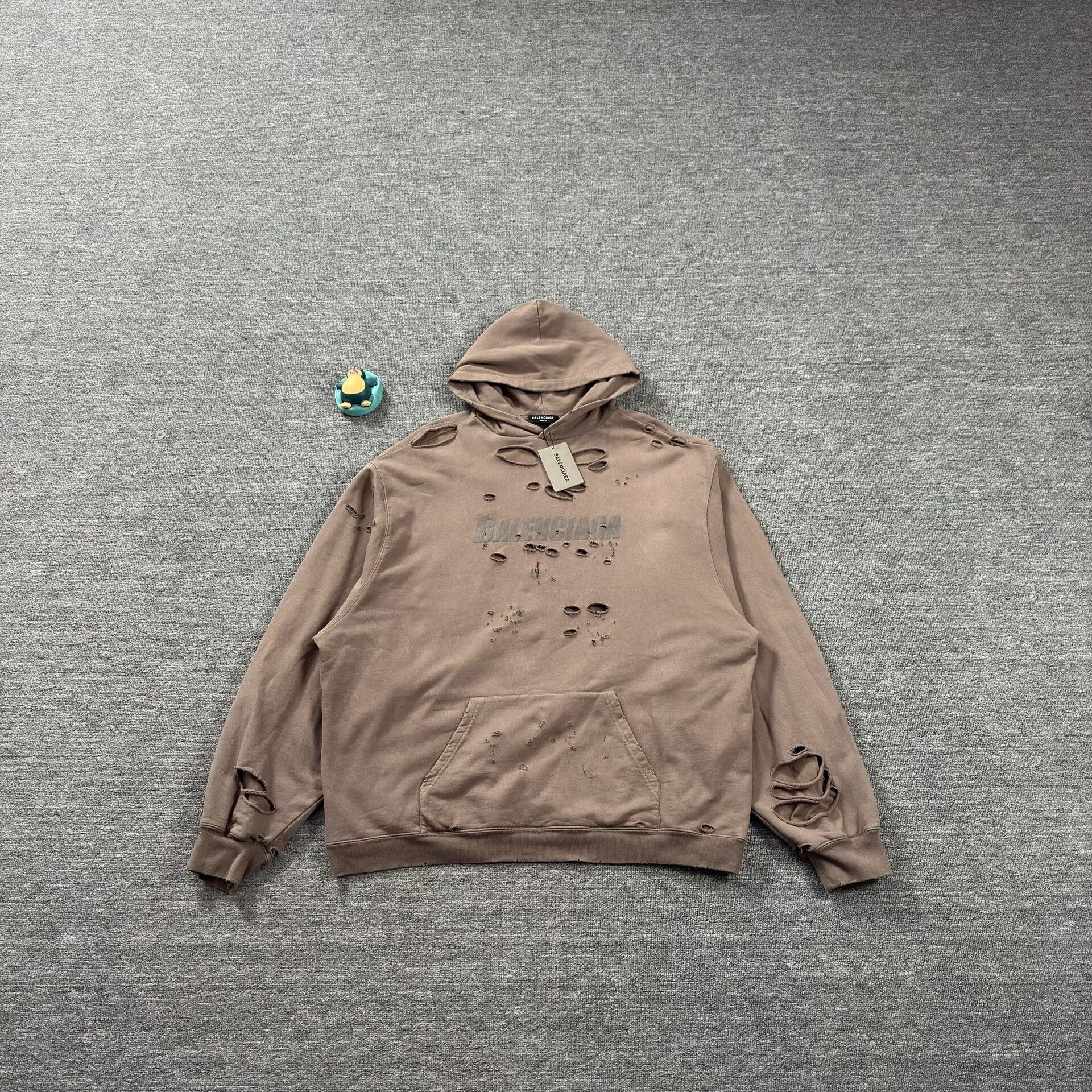 Balenciaga Balenciaga Distressed Logo Hoodie M Size US M / EU 48-50 / 2 - 1 Thumbnail