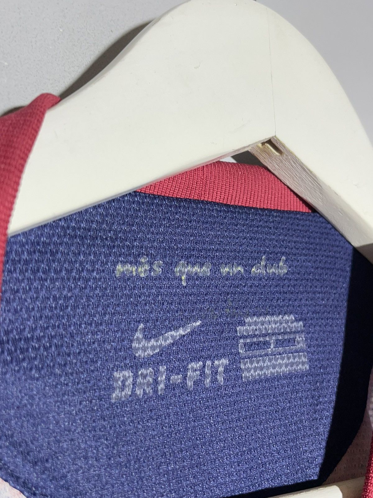 Nike F.C Barcelona Nike 2013/14 Home Y2k Football Shirt Size US S / EU 44-46 / 1 - 14 Thumbnail