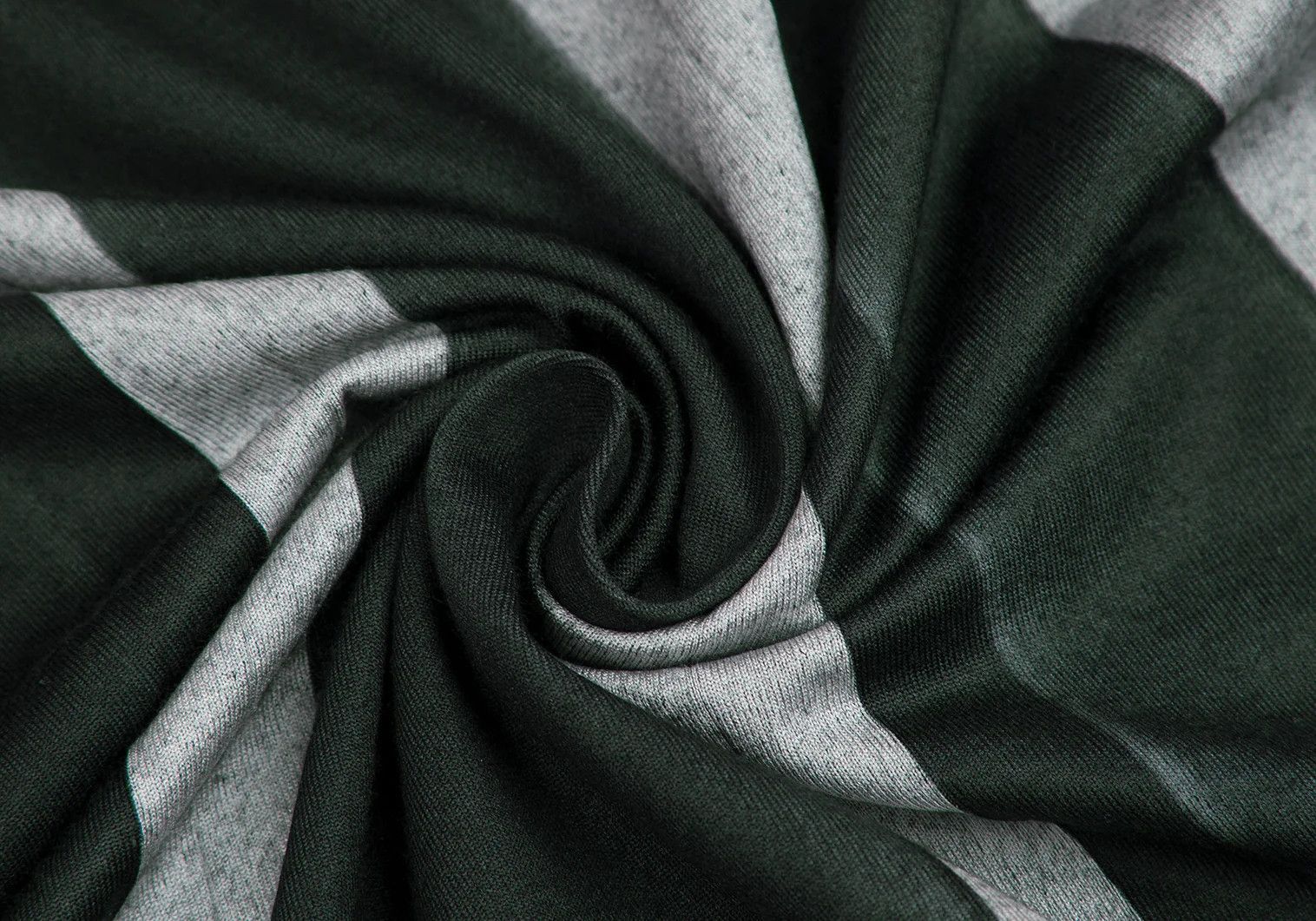 Issey Miyake Pleated Stripe Print T-Shirt in Dark Green Size US XL / EU 56 / 4 - 11 Thumbnail