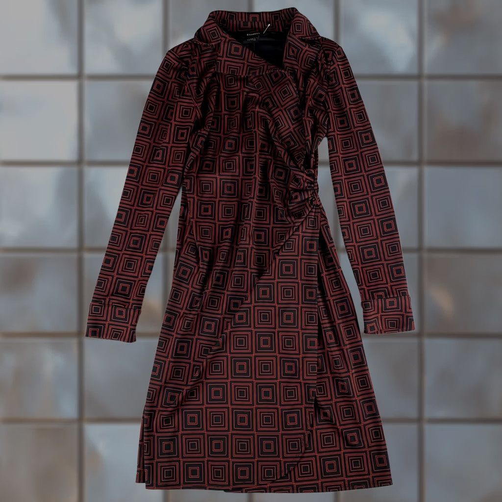 Express EXPRESS DRESS WOMENS RED BLACK PULLOVER LONG SLEEVE SIZE 1/2 SIDE SEWN Size XS / US 0-2 / IT 36-38 - 1 Thumbnail