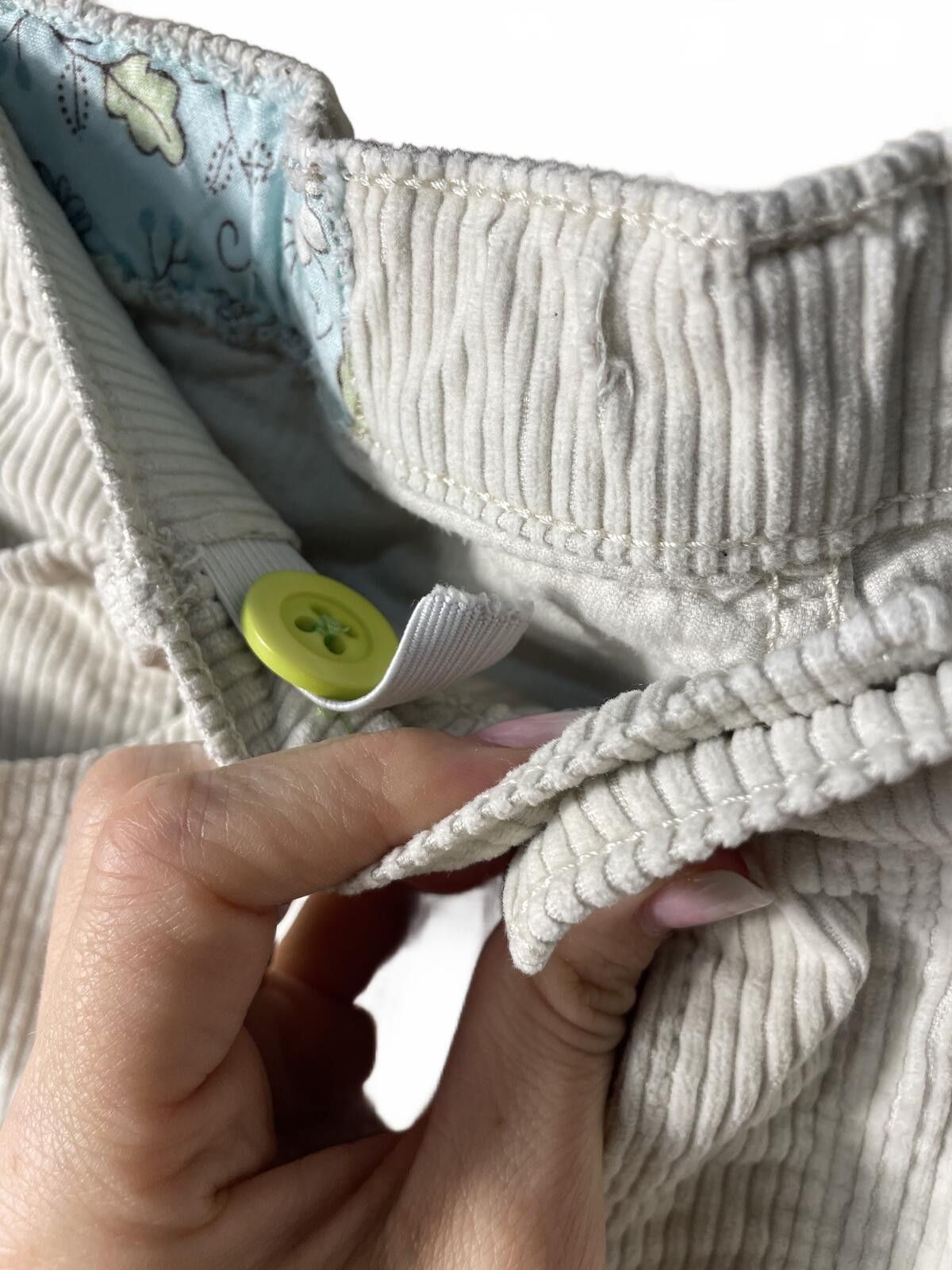 Other Levis Straus and Co Corduroy Pants Women's 27 White Button Size 30" / US 8 / IT 44 - 7 Thumbnail