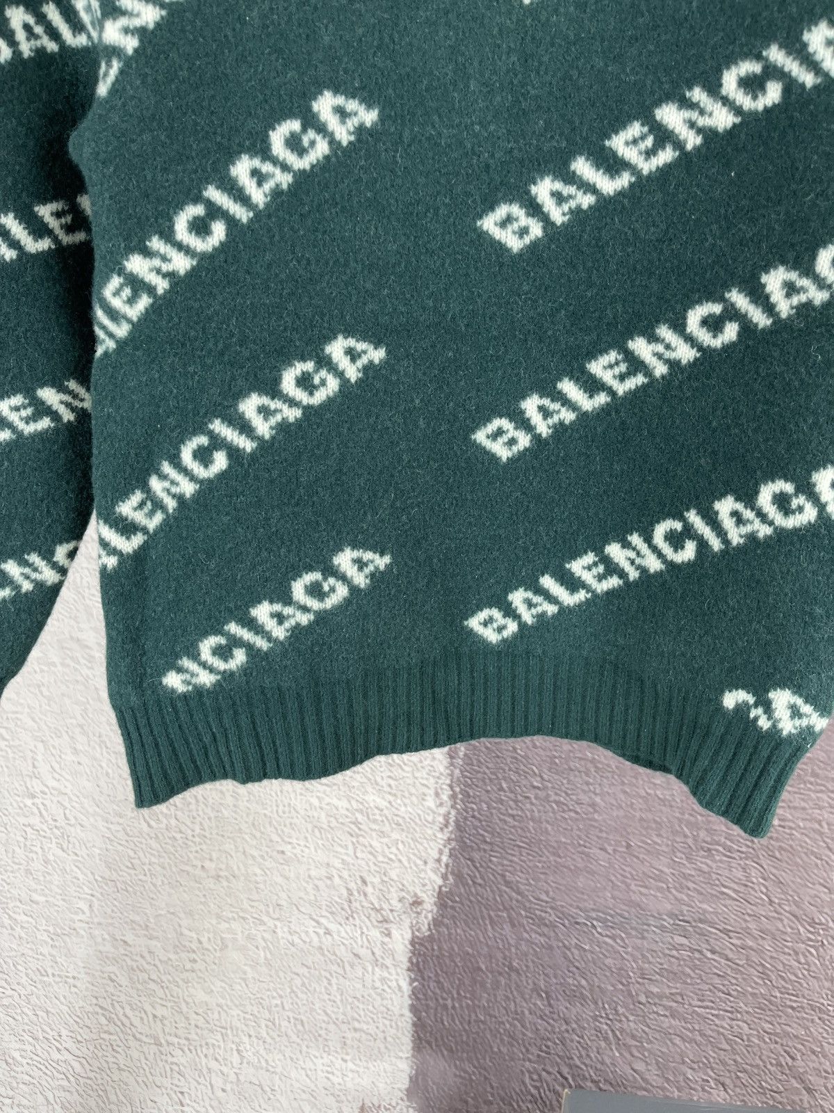 Balenciaga Balenciaga multi logo green wool sweater size S Size S / US 4 / IT 40 - 7 Thumbnail