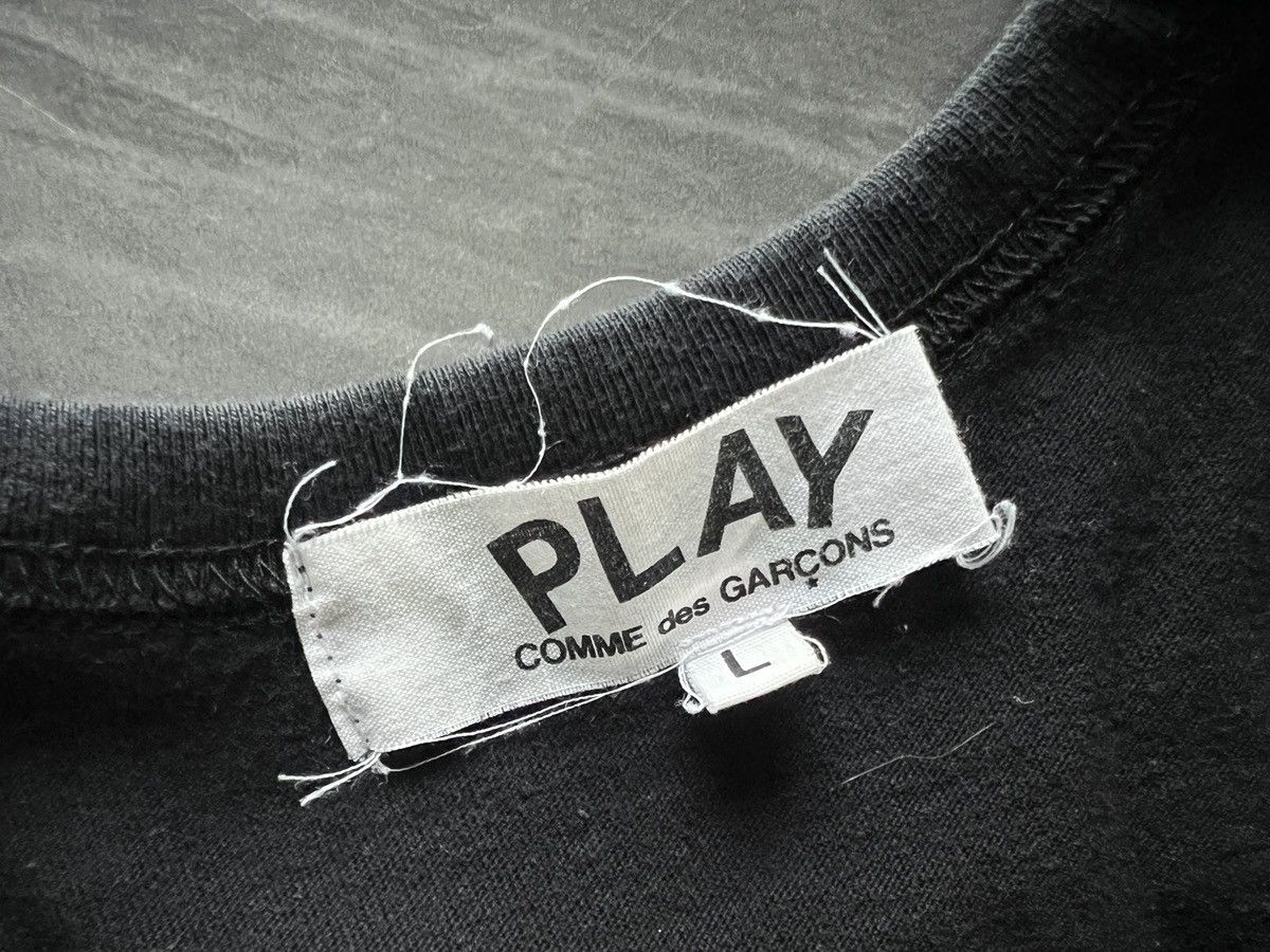 Comme des Garcons Comme des Garcon : Center Heart Reverse Size L / US 10 / IT 46 - 3 Thumbnail