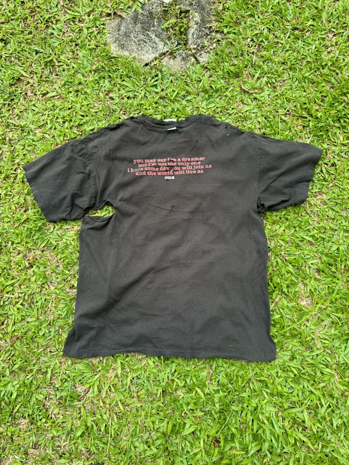 Band Tees × Fadeless × Vintage Vintage Super Thrashed 90s John Lennon Black Dreamer tees Size US XL / EU 56 / 4 - 19 Thumbnail