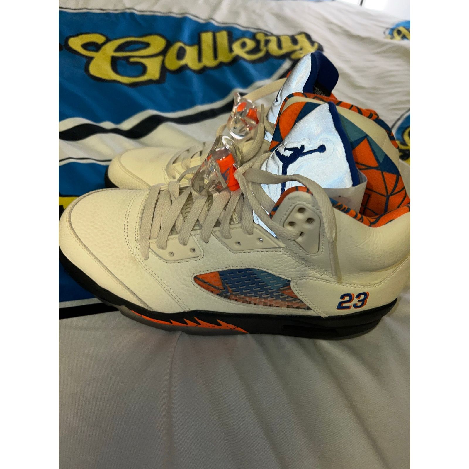 Jordan Brand Jordan 5 International Flight Size US 8.5 / EU 41-42 - 4 Thumbnail