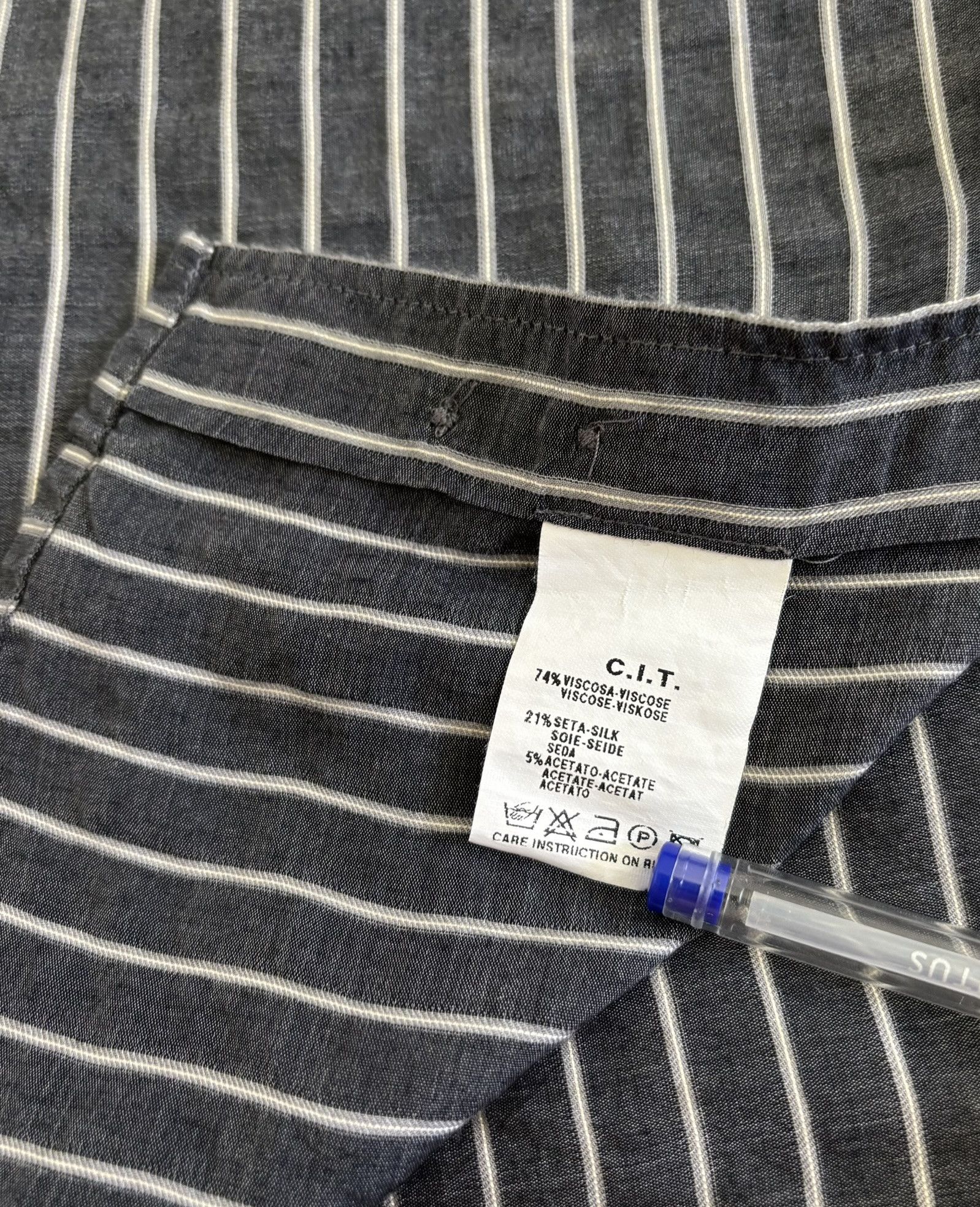 Armani Collezioni Armani Collezioni Black shirt Viscose, Silk Medium Size US M / EU 48-50 / 2 - 15 Thumbnail