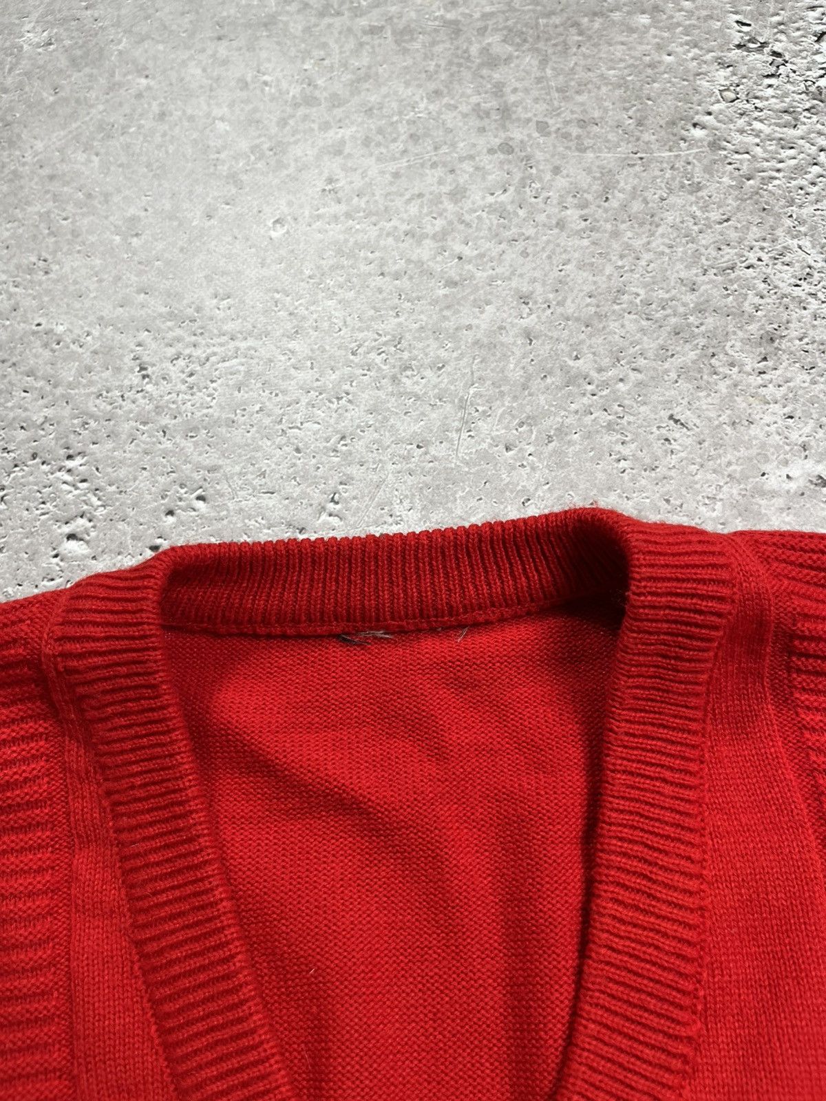 Lacoste Vintage Lacoste Red Knit Sweater Vest Crocodile Logo Size US XL / EU 56 / 4 - 6 Thumbnail