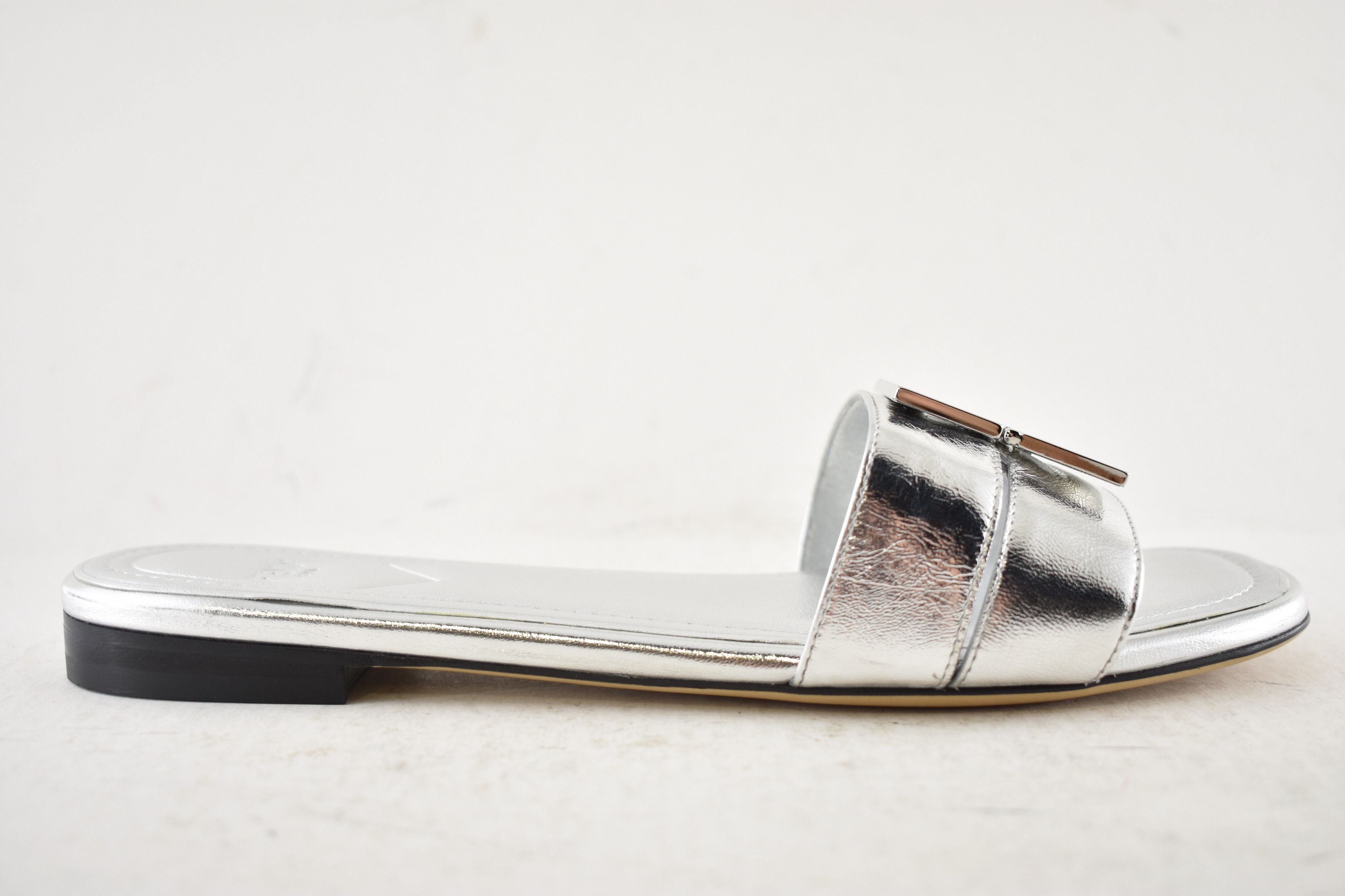 Fendi Fendi Fold Argento FF Monogram Logo Slide Flat Sandal 37 Size US 7 / IT 37 - 2 Thumbnail