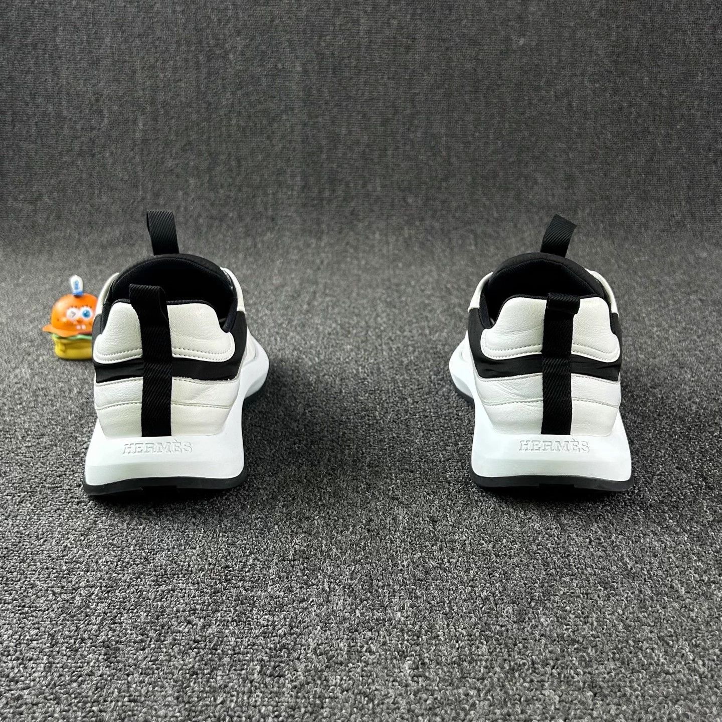 Hermes Hermes Black & White Colorblock Sneakers 39 EU Size US 8 / IT 38 - 5 Thumbnail