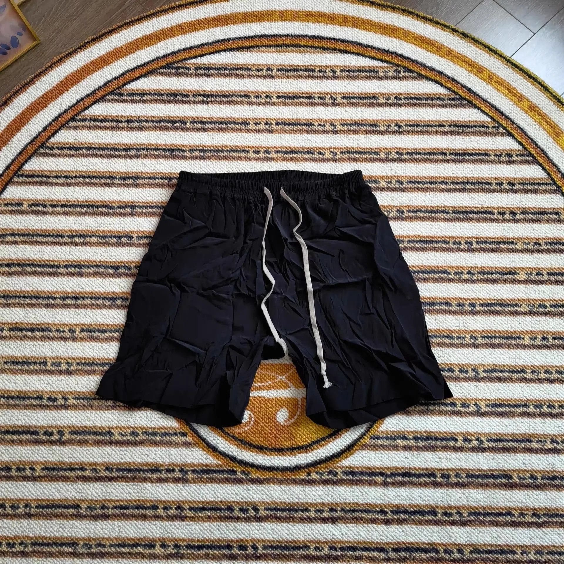 Rick Owens Black Casual Shorts with Drawstring. Size US 32 / EU 48 - 1 Thumbnail