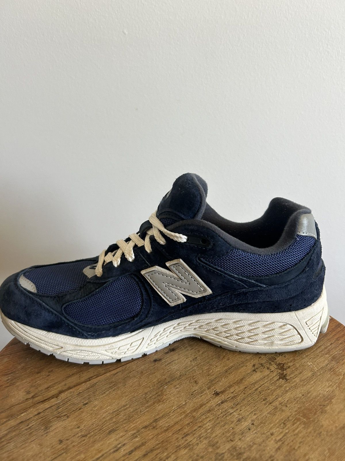 New Balance New Balance 2002R Men’s 8 Navy Size US 8 / EU 41 - 7 Thumbnail