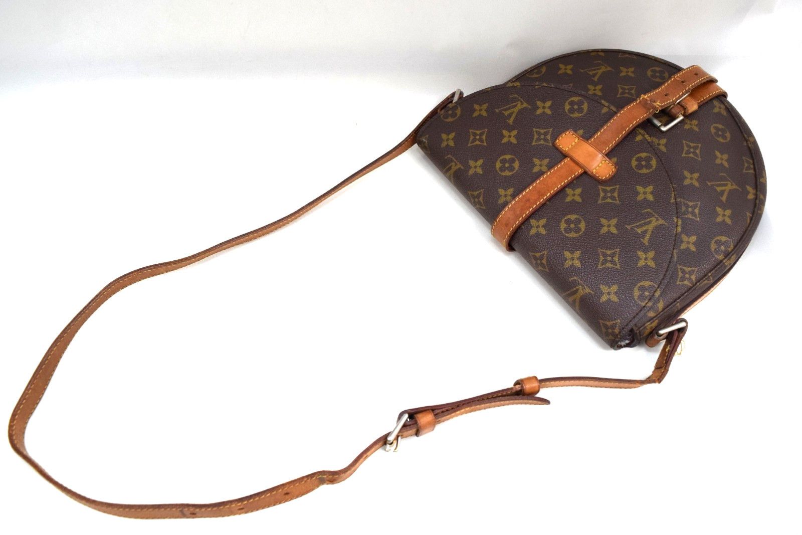 Louis Vuitton LV Shanti GM Crossbody Bag Monogram Canvas M40647 Size ONE SIZE - 3 Thumbnail