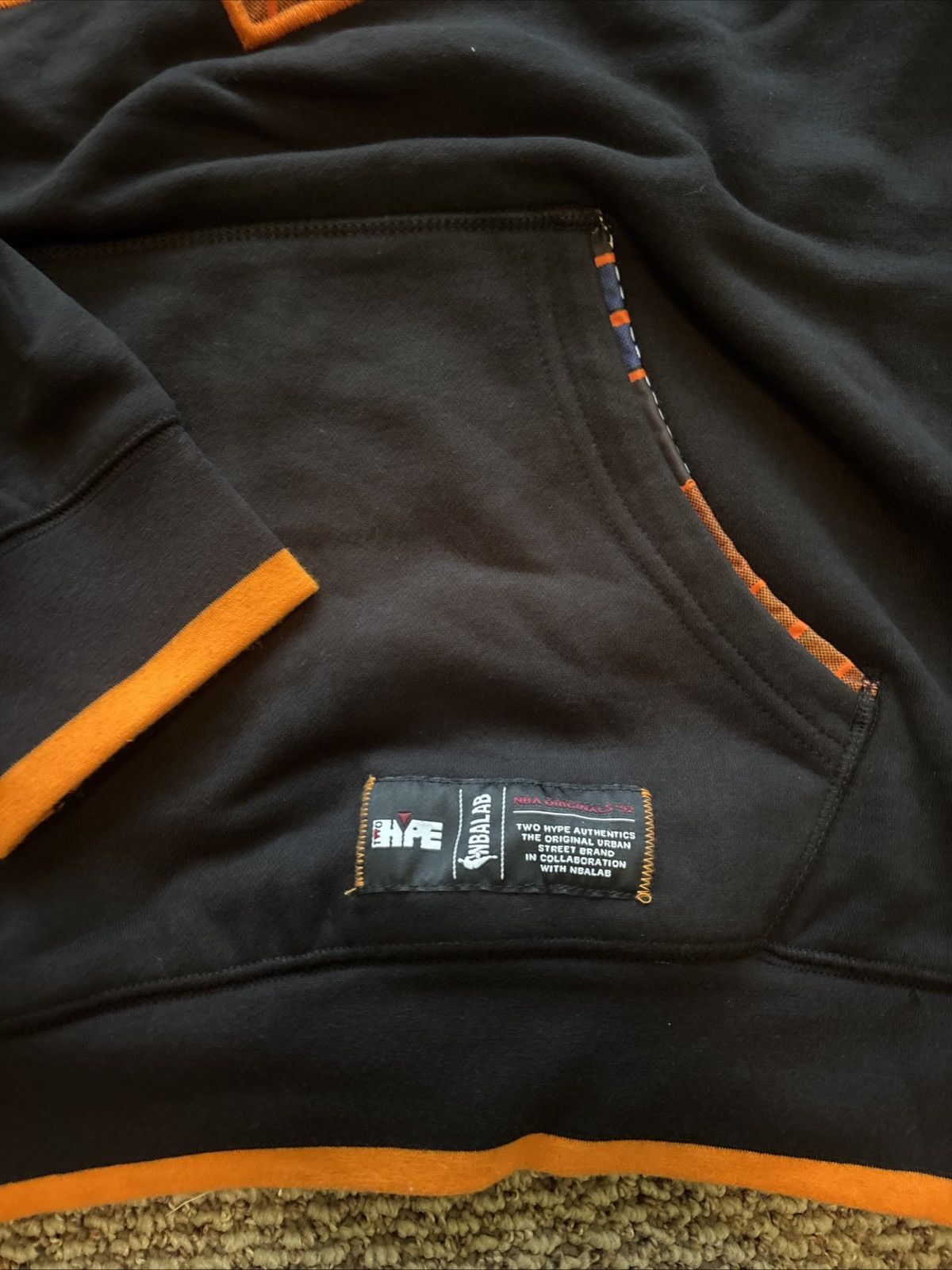 NBA Two Hype streetwear for NY Knicks, hoodie XL Size US XL / EU 56 / 4 - 4 Thumbnail