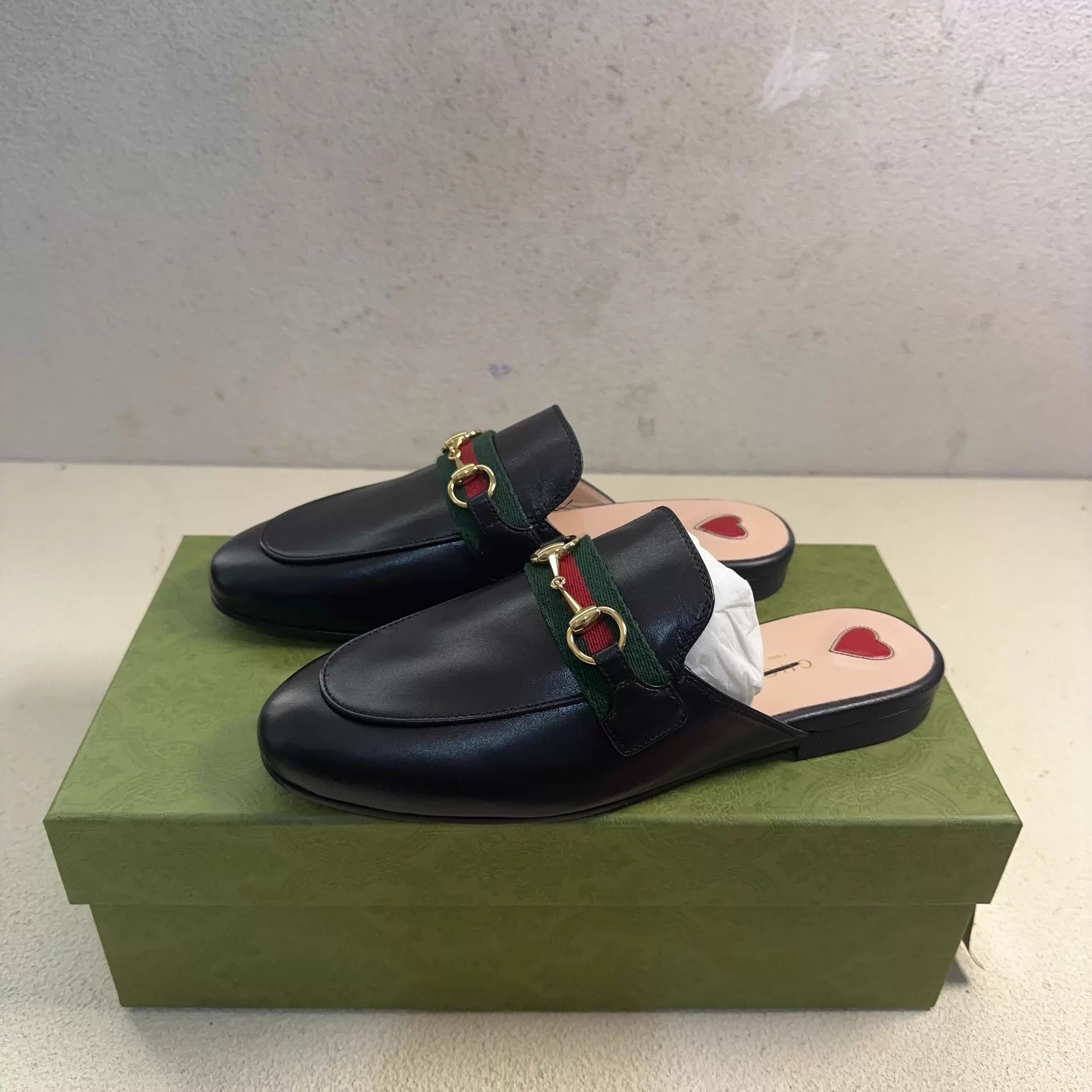 Gucci GUCCI Princetown Horsebit Women's Black Slippers Size US 5.5 / IT 35.5 - 1 Thumbnail