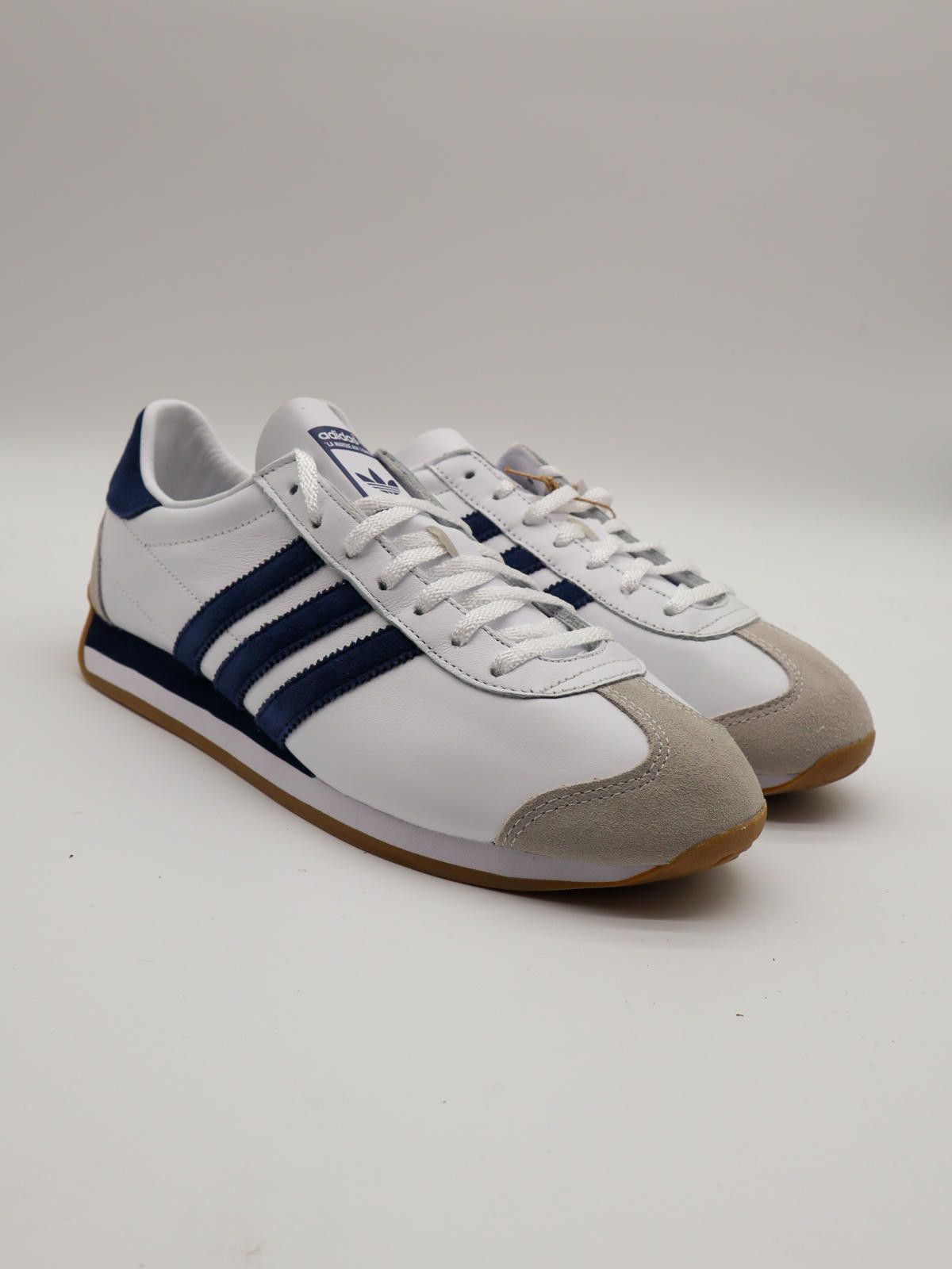 Adidas adidas Country OG - IF9773 - Cloud White / Night Indigo Size US 9 / EU 42 - 1 Thumbnail