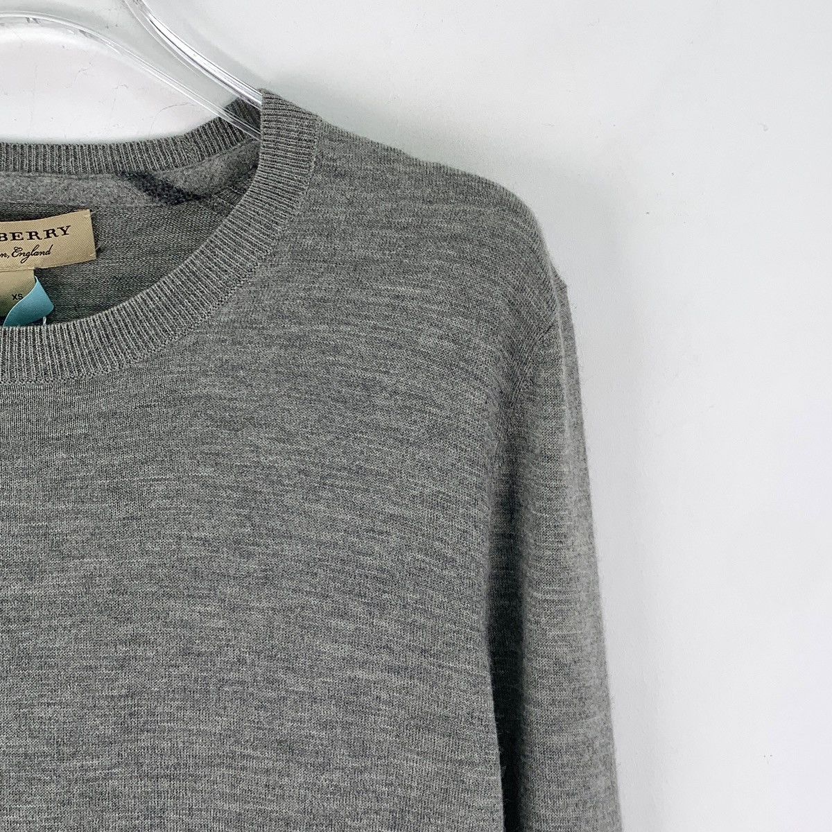 Burberry Burberry Grey Cashmere Long Sleeve Knit Sweater K26WX Size XS / US 0-2 / IT 36-38 - 3 Thumbnail