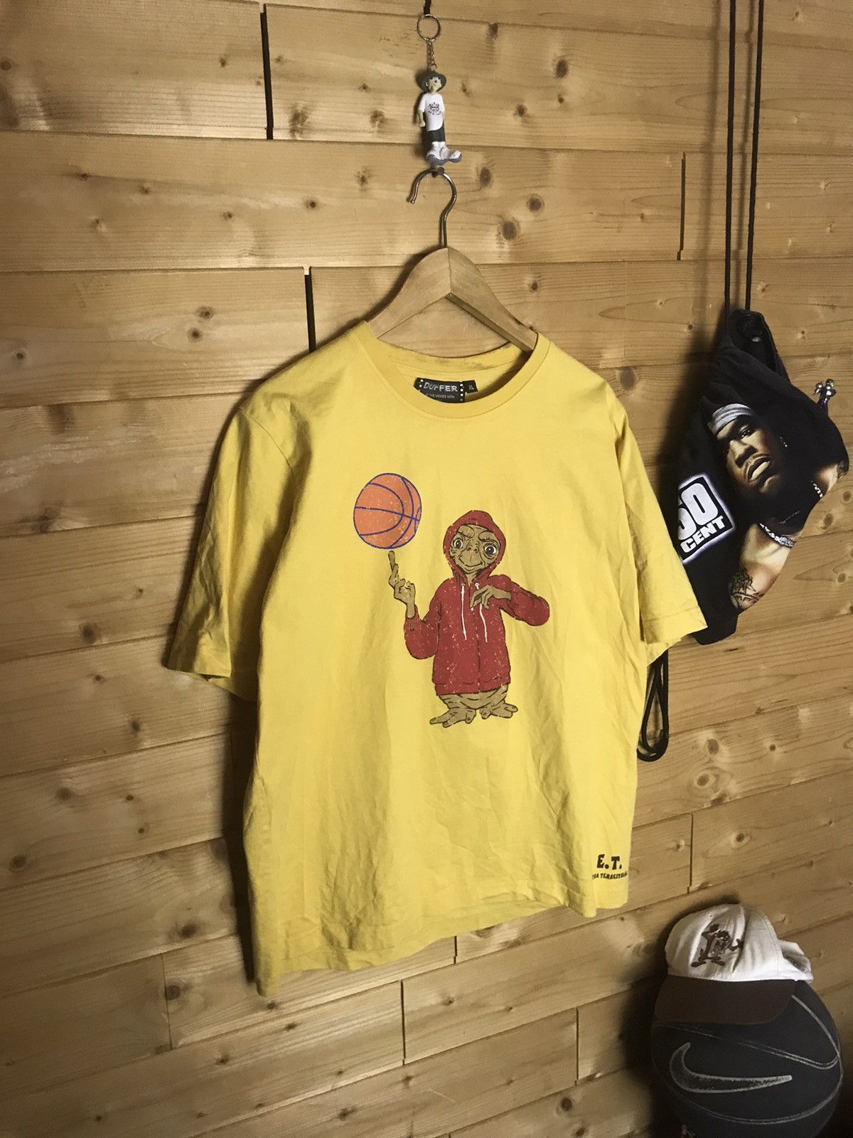 Vintage Vintage Extra Terrestial Universal Studios Duffer t-shirt Size US XL / EU 56 / 4 - 1 Thumbnail