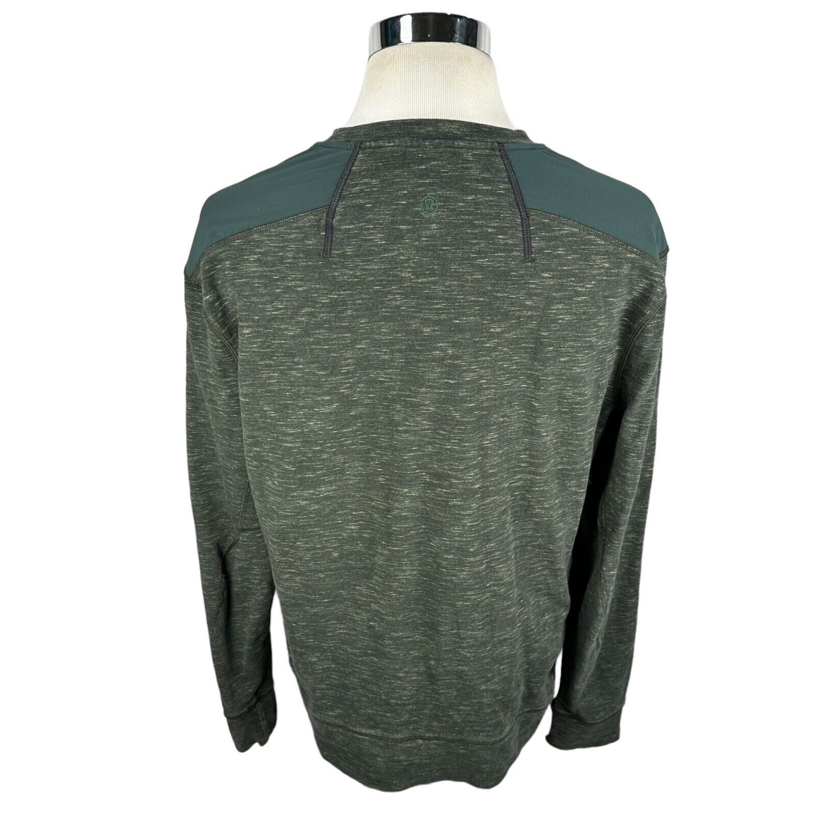 Lululemon Lululemon Sweatshirt Mens XL Heathered Green V-Neck Pullover Size US XL / EU 56 / 4 - 4 Thumbnail