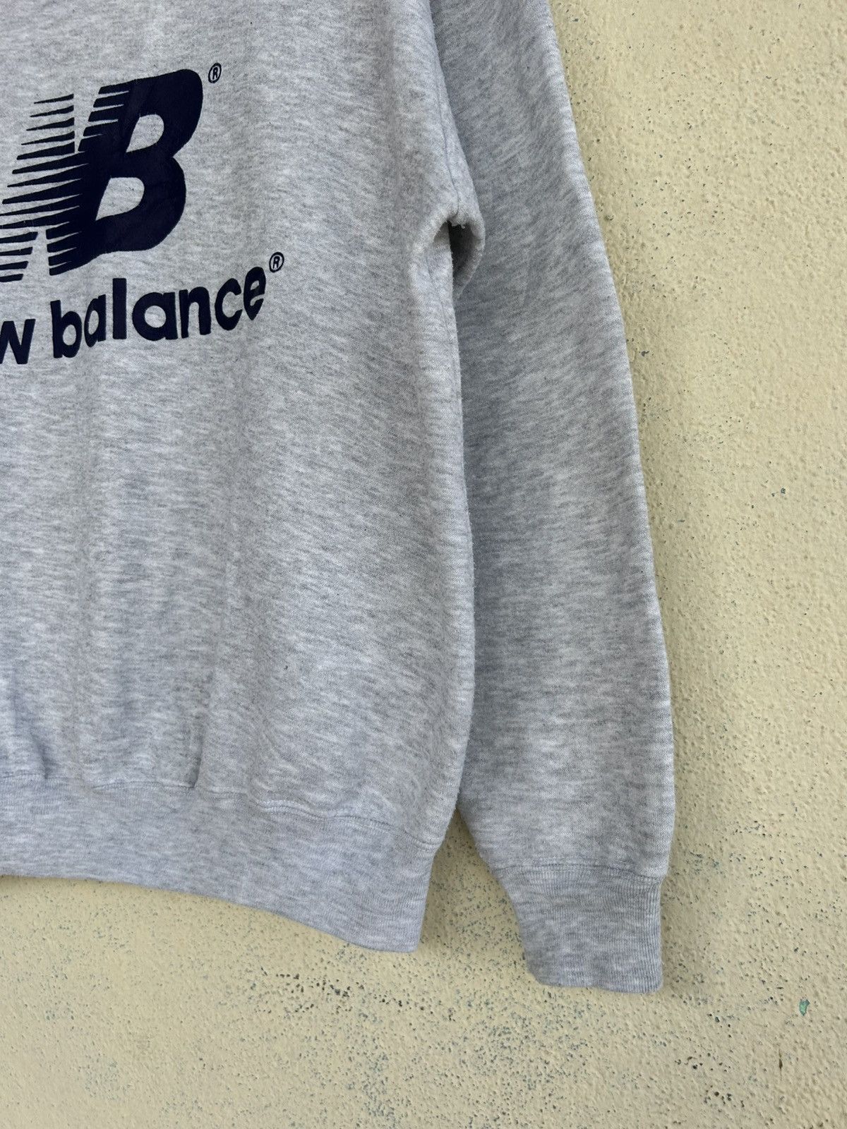 New Balance Vintage New Balance Spell Out Sweatshirt Size US L / EU 52-54 / 3 - 4 Thumbnail