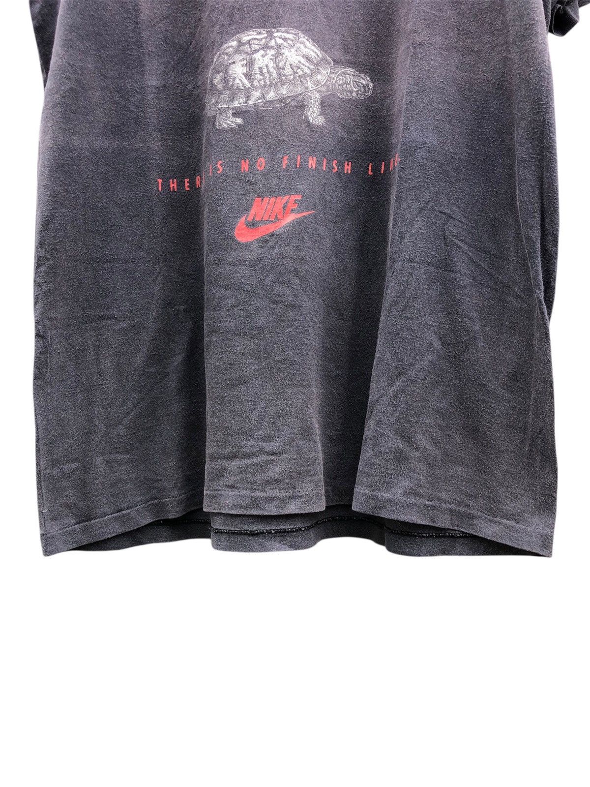 Nike Vintage 90's Nike Turtle & Rabbits Story Tshirt Size US L / EU 52-54 / 3 - 6 Thumbnail