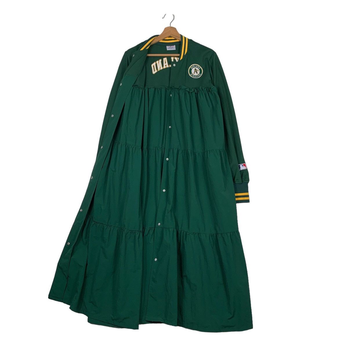Japanese Brand OAKLAND ATHLETICS BIG LOGO DRESS #0646-C30 Size M / US 6-8 / IT 42-44 - 12 Thumbnail