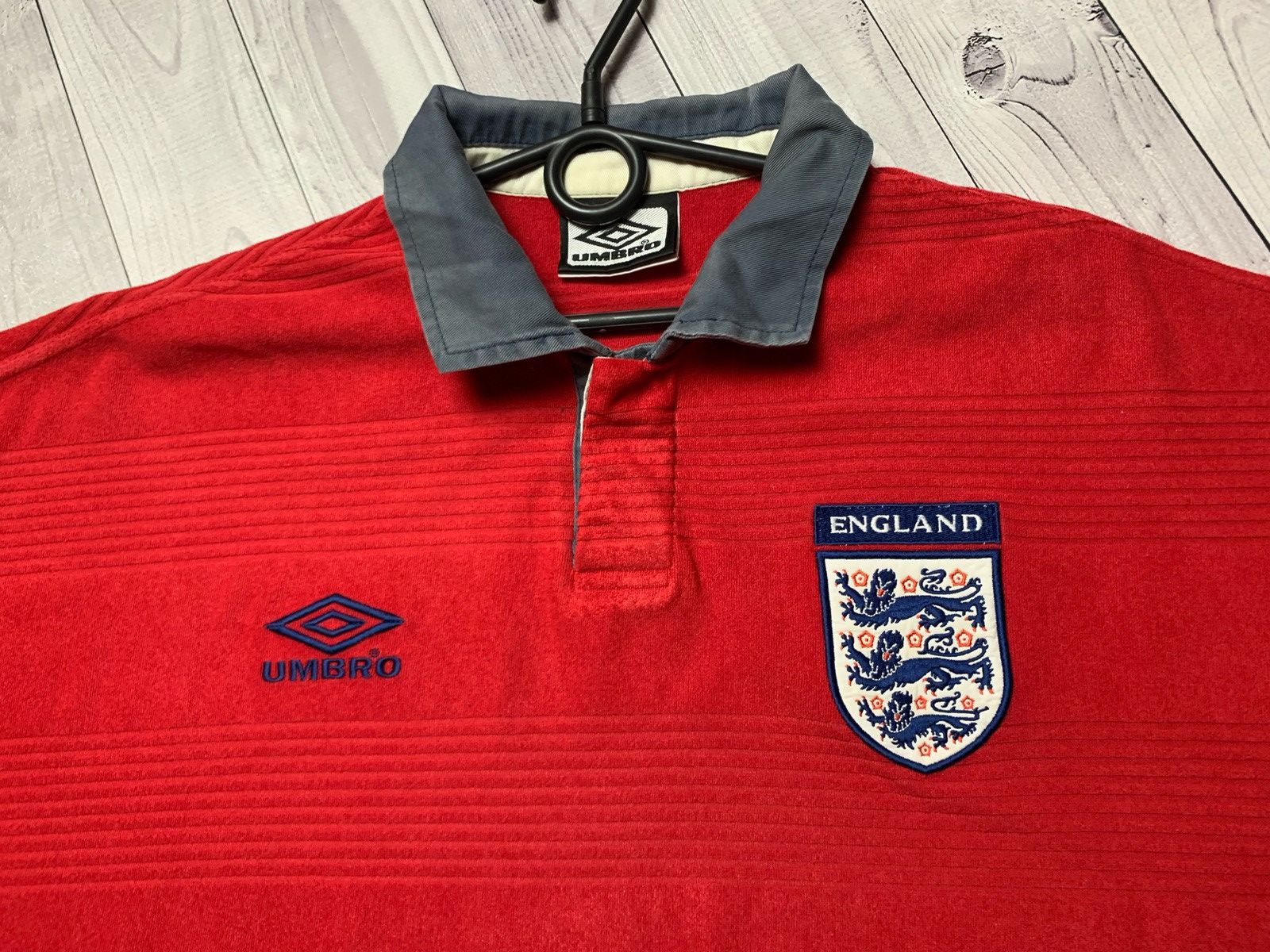 Umbro × Vintage Umbro England vintage soccer jersey Size Xl Size US XL / EU 56 / 4 - 2 Thumbnail