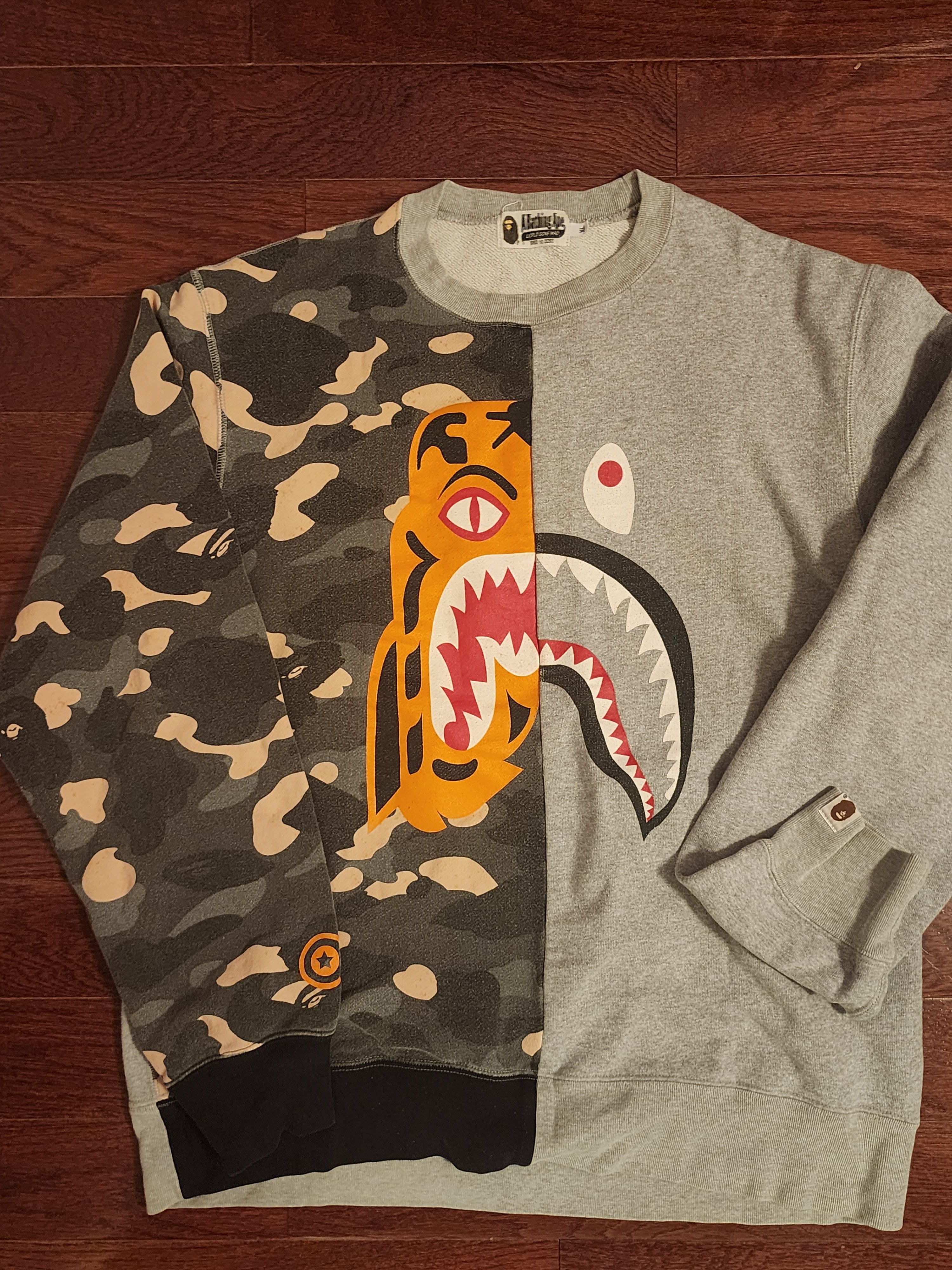 Bape Bape light in the dark Size US XL / EU 56 / 4 - 1 Thumbnail